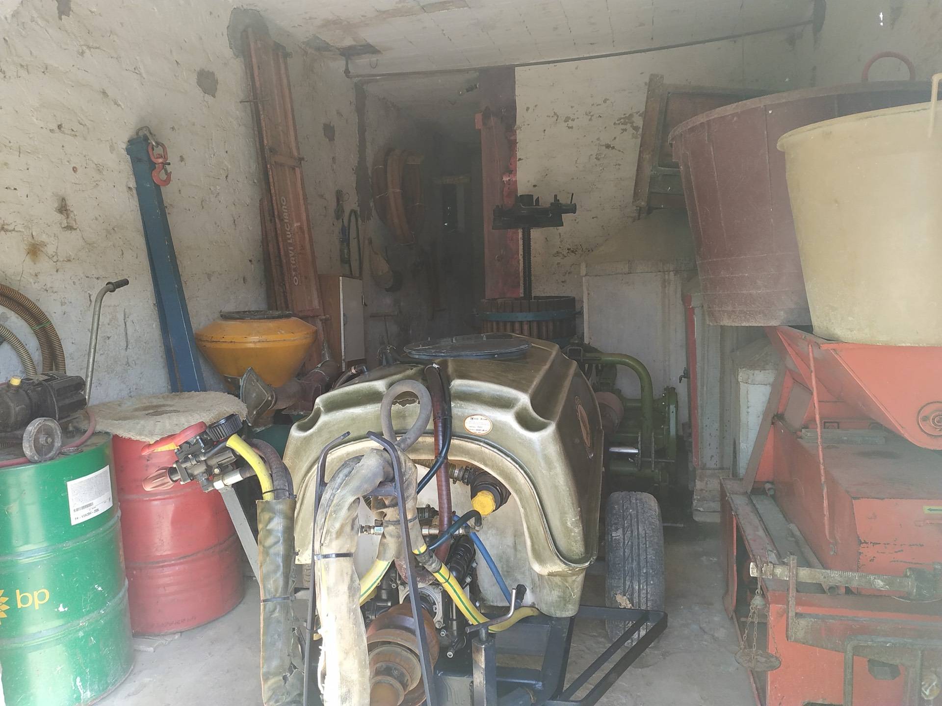 Rustico/Casale in vendita a Acquaviva Picena, Casarica