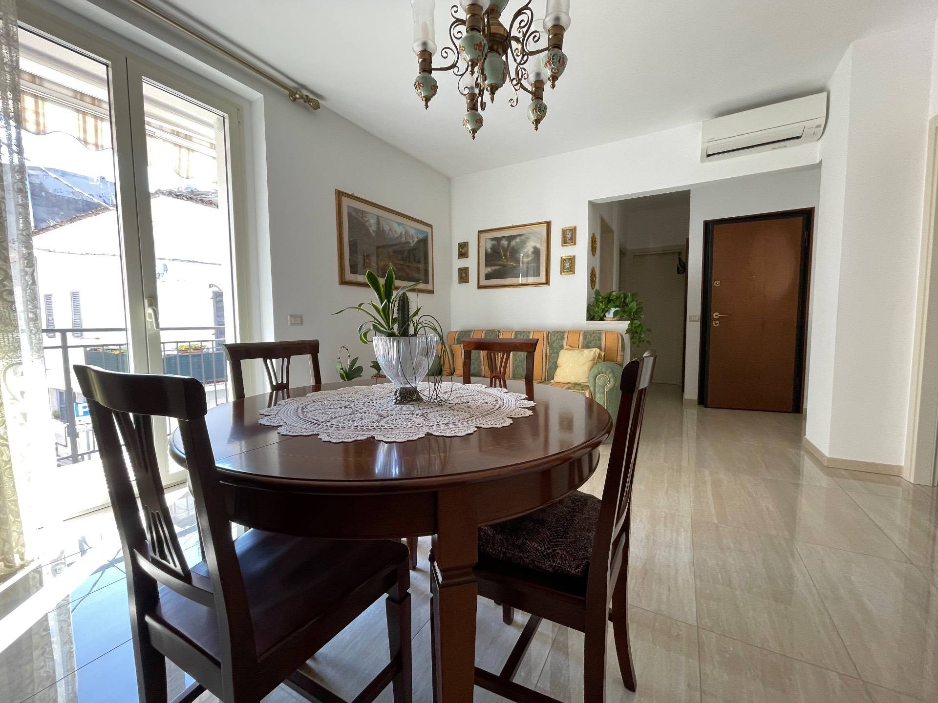 Casa cielo terra in vendita a San Benedetto del Tronto, Centrale