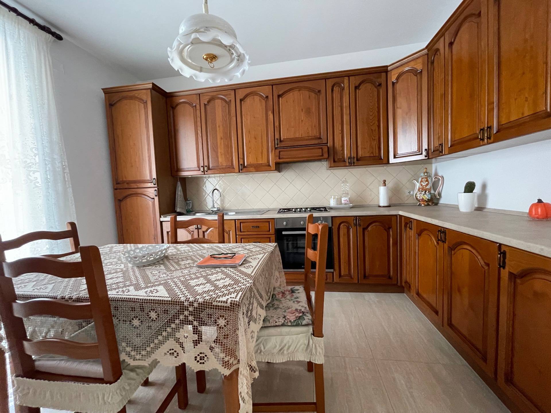 Casa cielo terra in vendita a San Benedetto del Tronto, Centrale