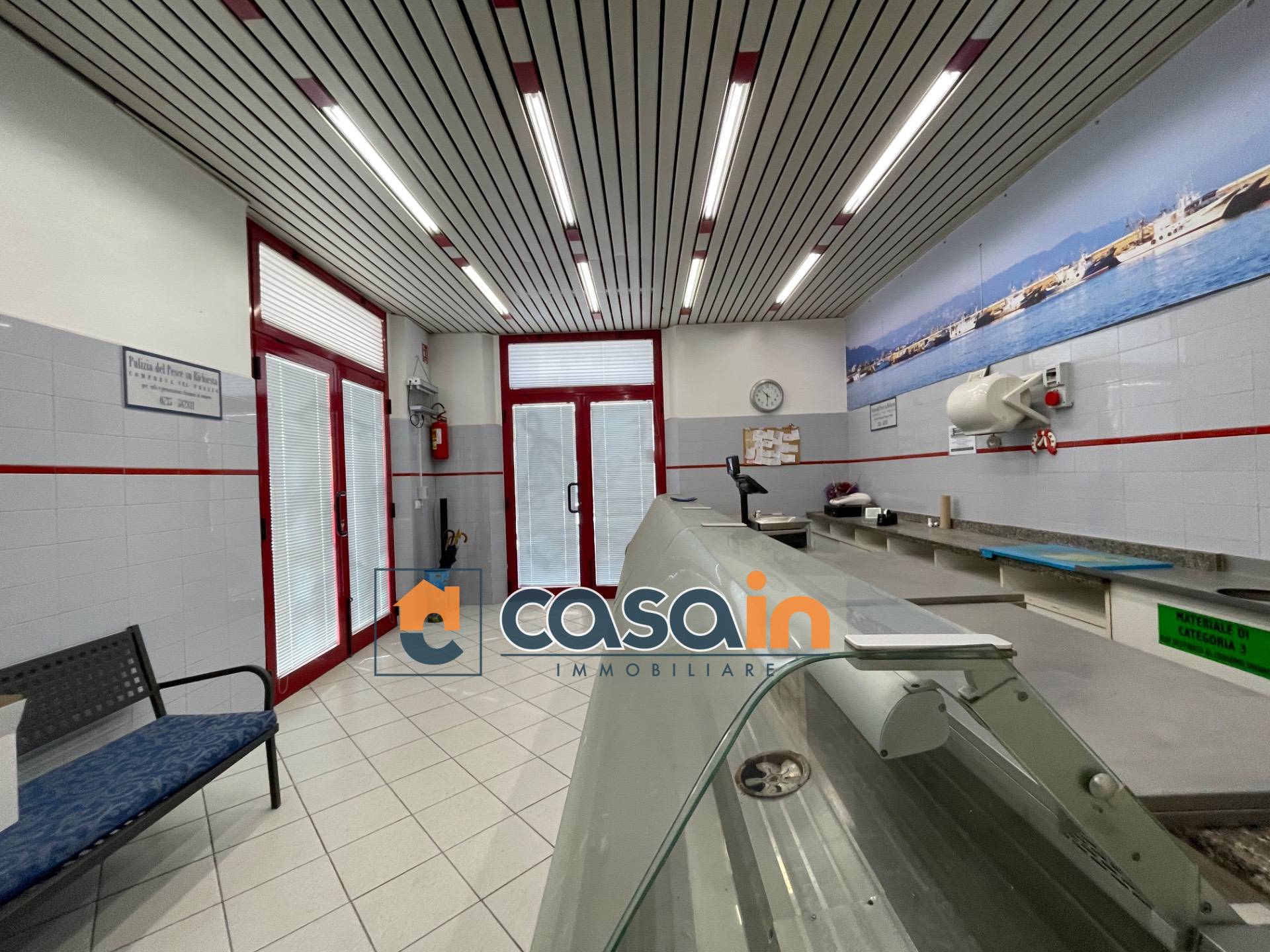 Locale commerciale in vendita a San Benedetto del Tronto