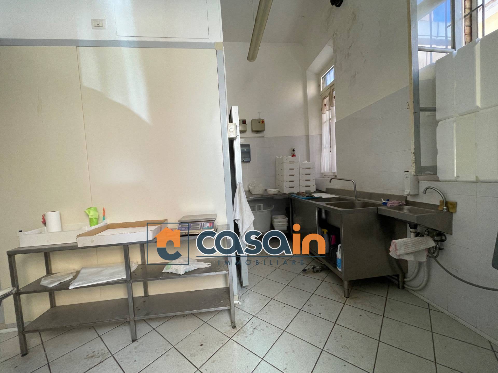 Locale commerciale in vendita a San Benedetto del Tronto