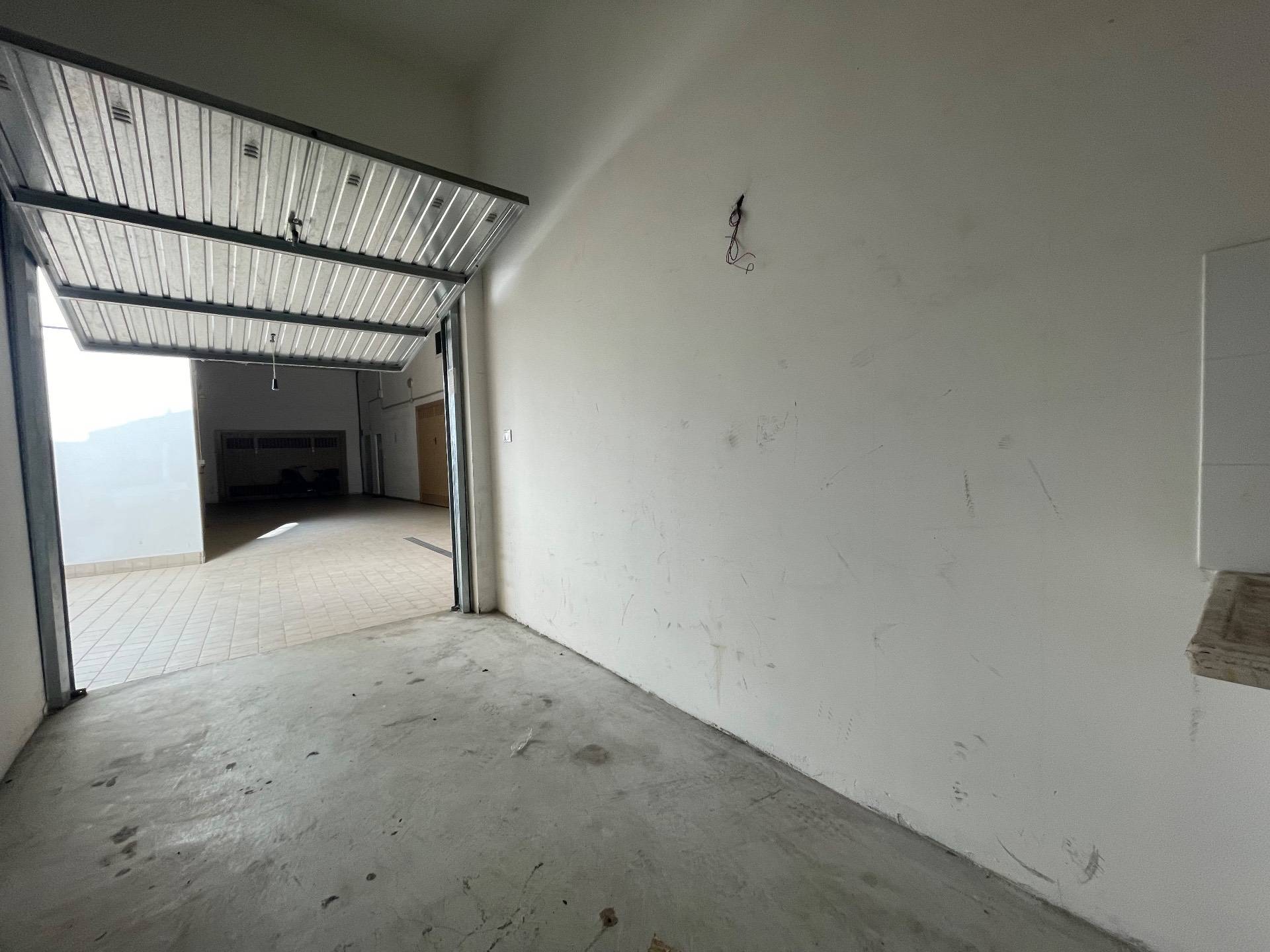 Garage / Autorimessa in affitto a San Benedetto del Tronto, Centrale