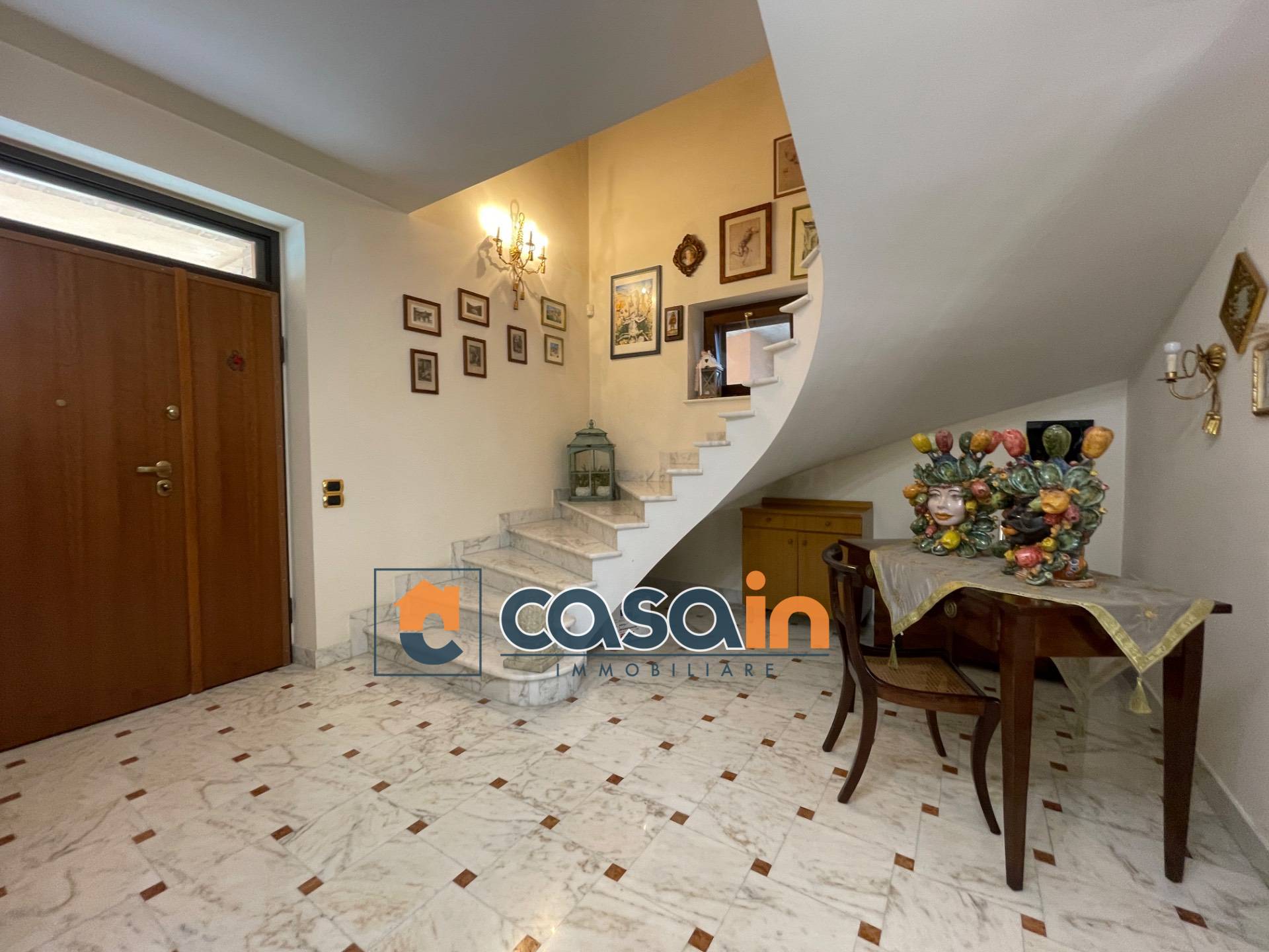 Villa in vendita a Castignano