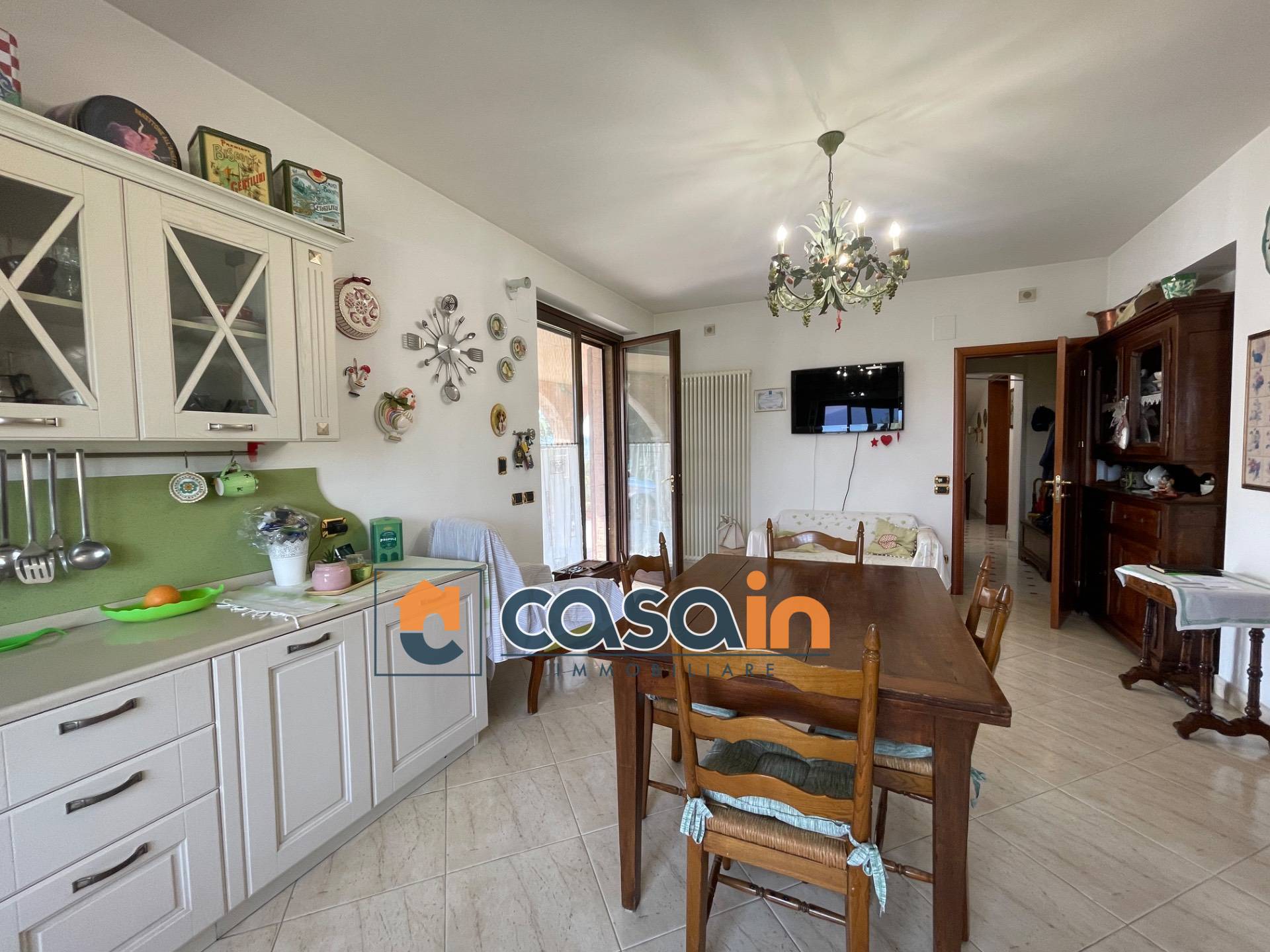 Villa in vendita a Castignano