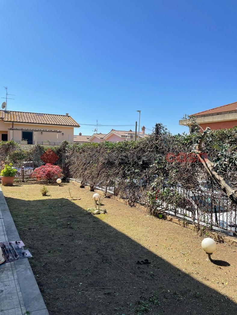 Trilocale in vendita a Marino