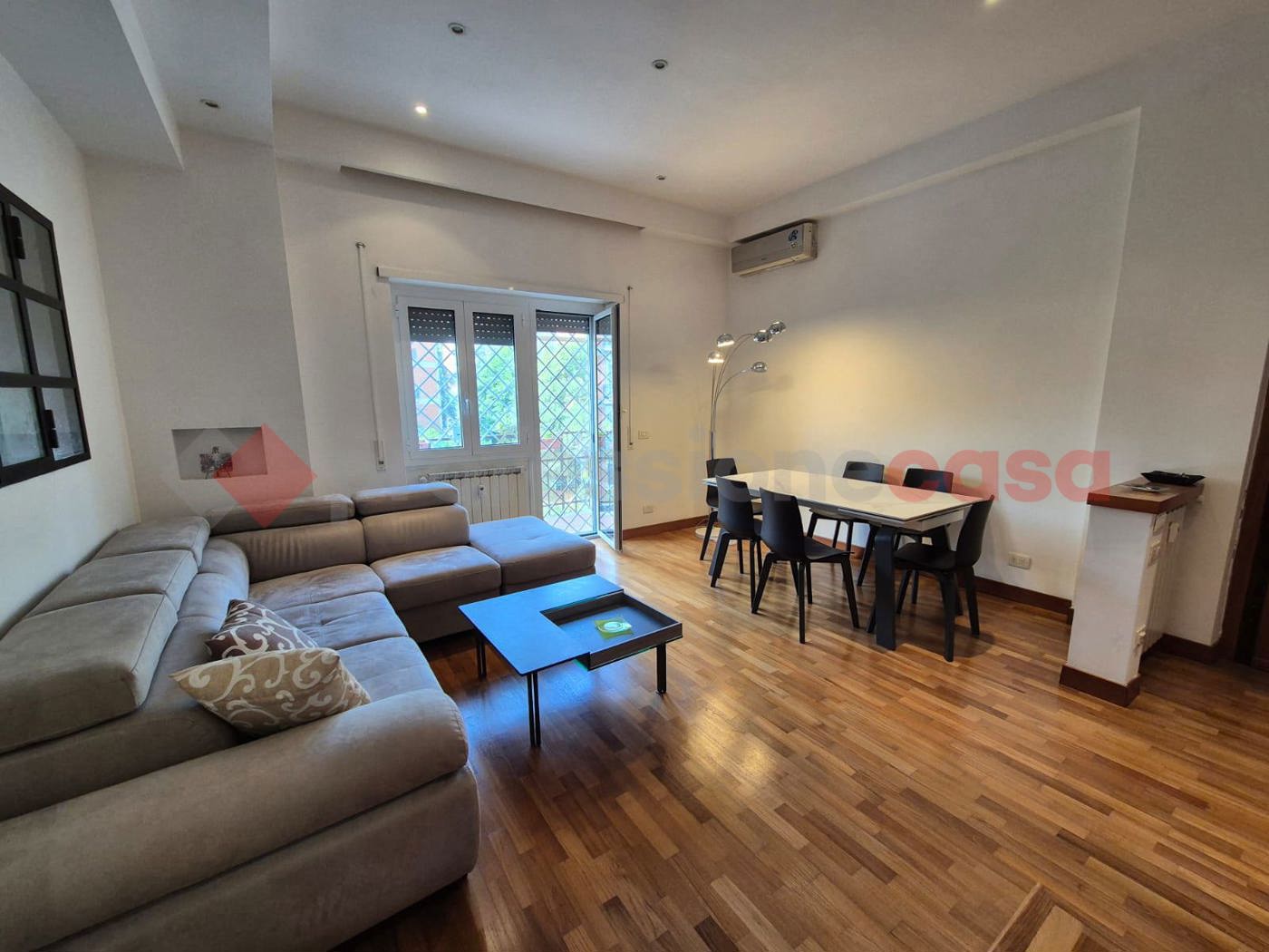 Bilocale arredato in affitto a Roma