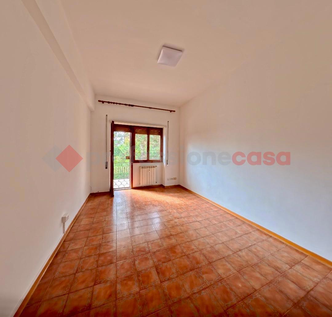 Trilocale in affitto a Roma