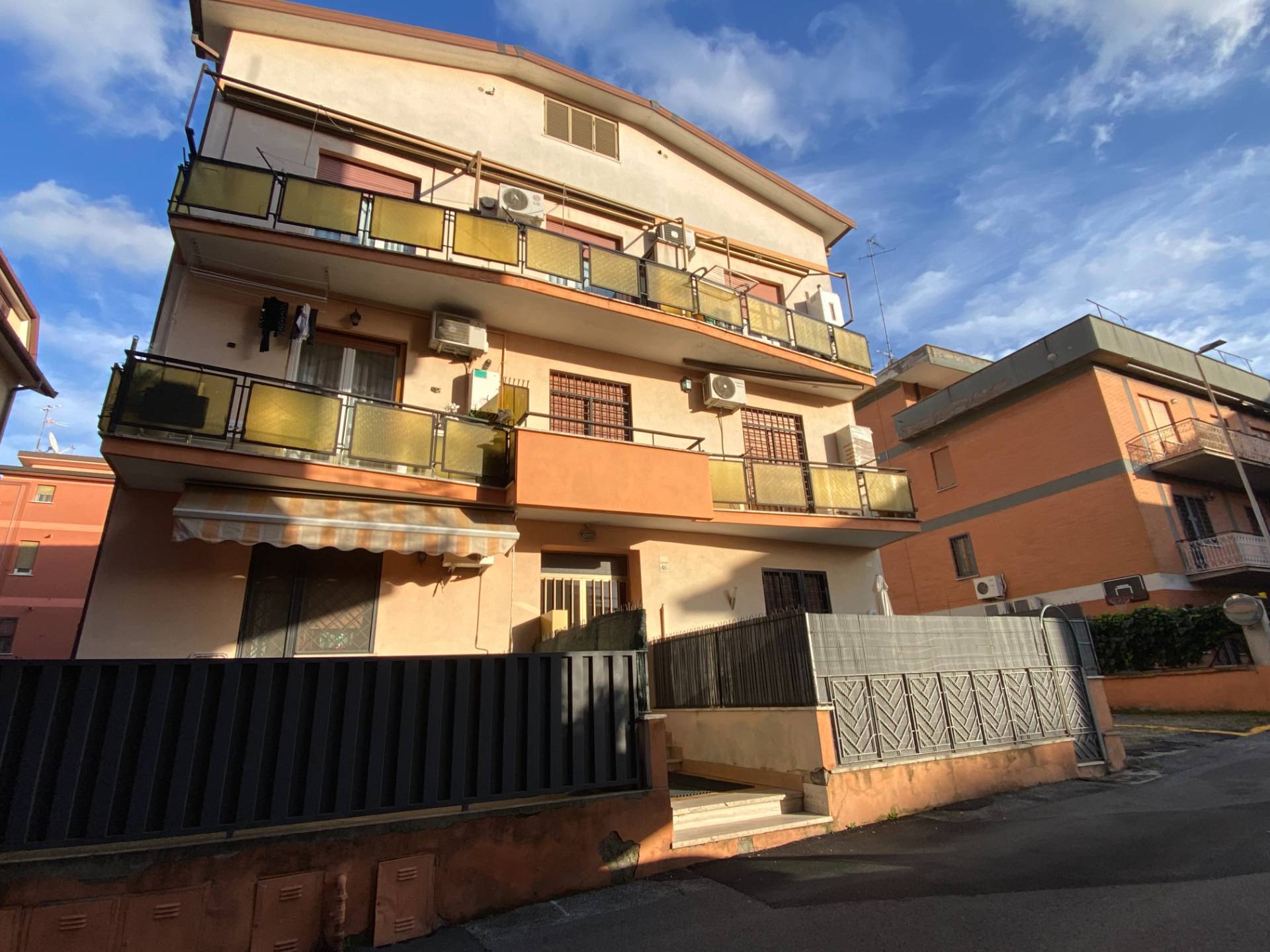 4 o pi locali in vendita a Monterotondo, Monterotondo Paese
