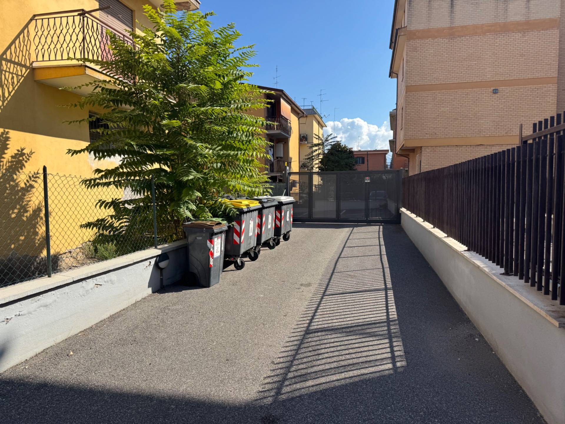 Posto auto scoperto in vendita a Monterotondo, Monterotondo Paese