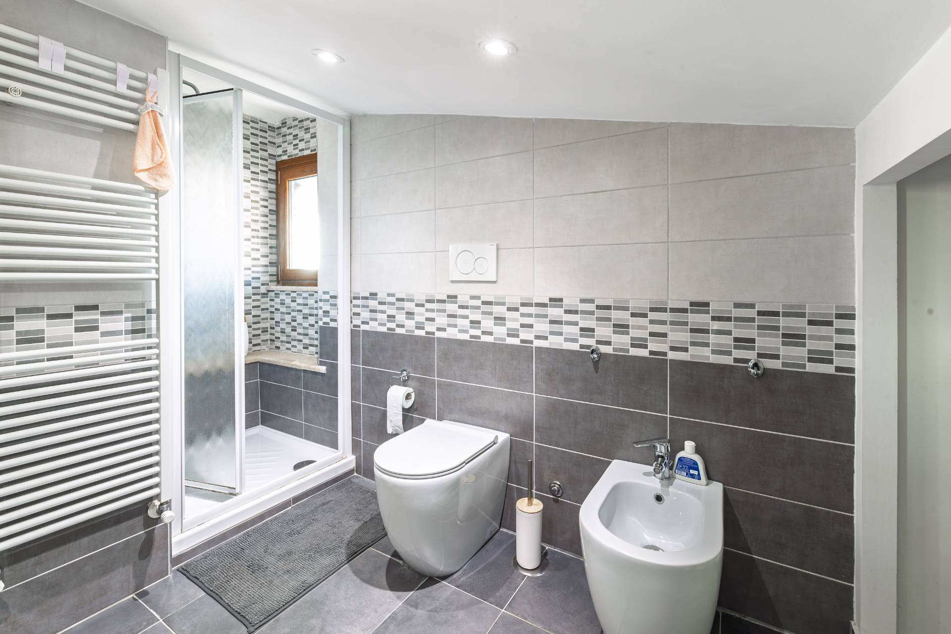 Stabile / Palazzo in vendita a Monterotondo, Monterotondo Paese