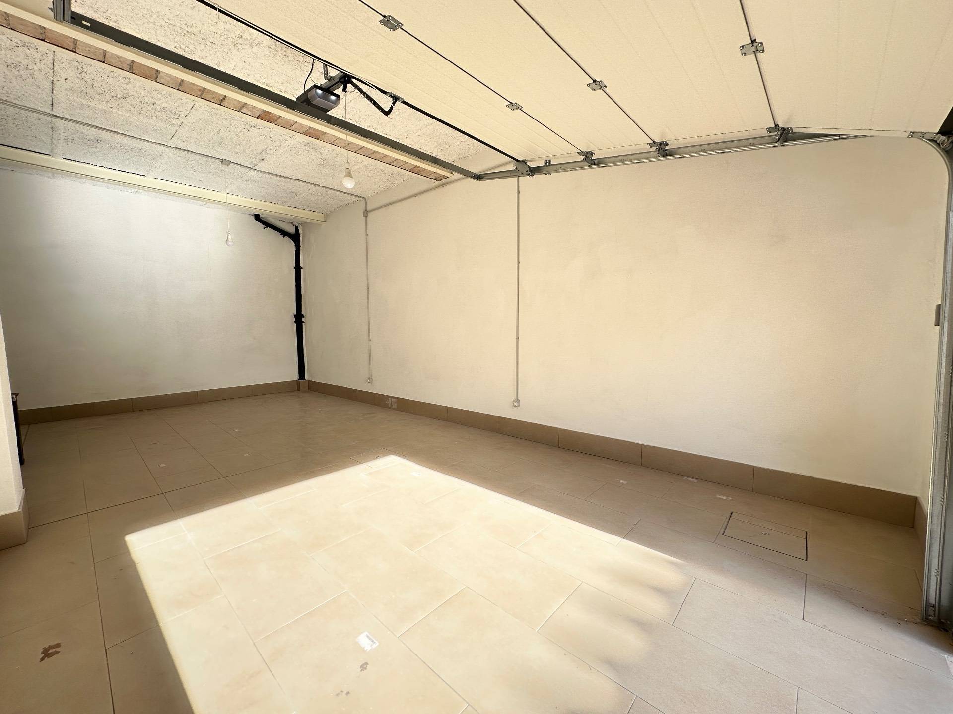 Magazzino in affitto a Monterotondo, Monterotondo Paese