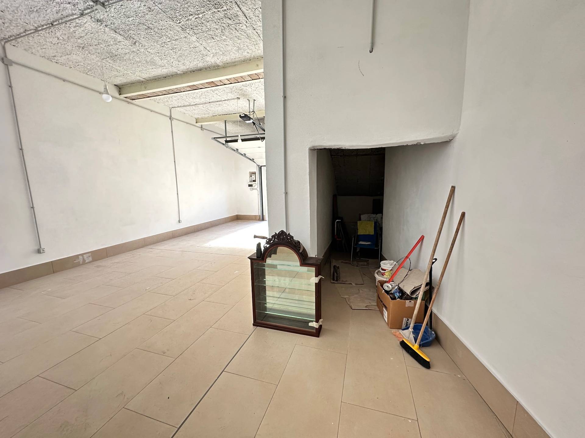 Magazzino in affitto a Monterotondo, Monterotondo Paese