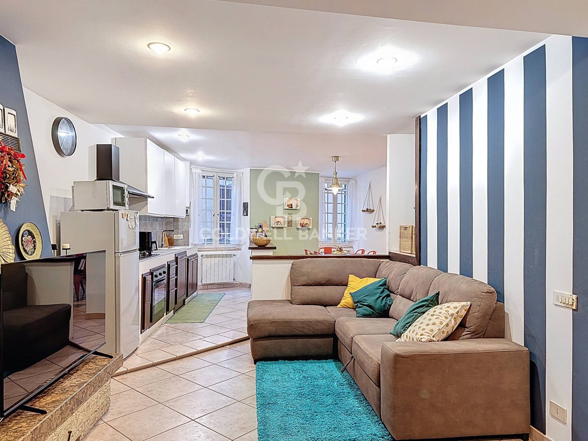 Stabile / Palazzo in vendita a Monterotondo, Monterotondo Paese