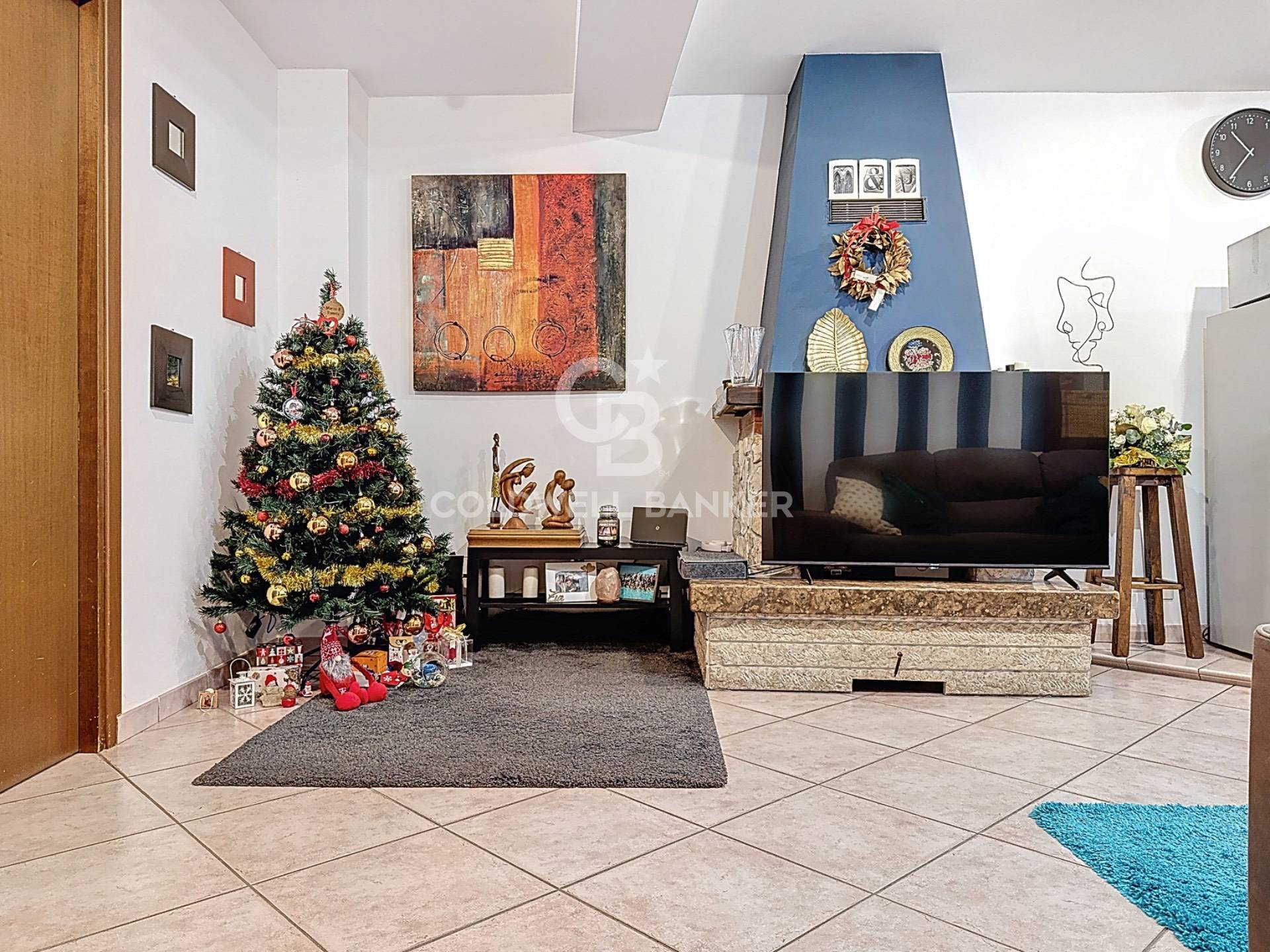 Stabile / Palazzo in vendita a Monterotondo, Monterotondo Paese