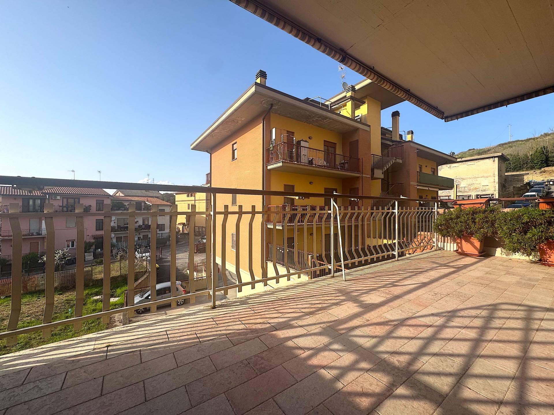 Appartamento in vendita a Monterotondo, Monterotondo Scalo