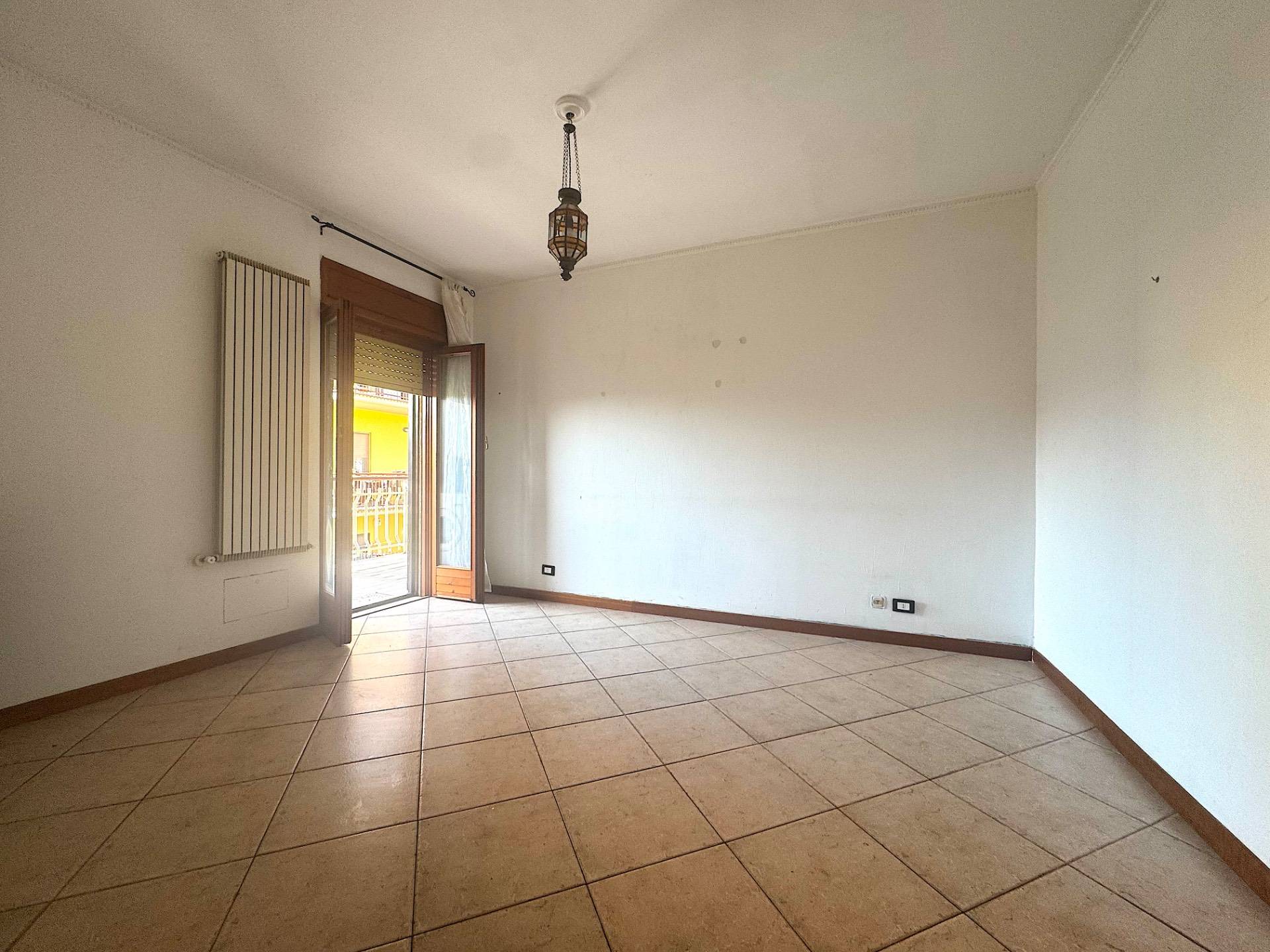 Appartamento in vendita a Monterotondo, Monterotondo Scalo