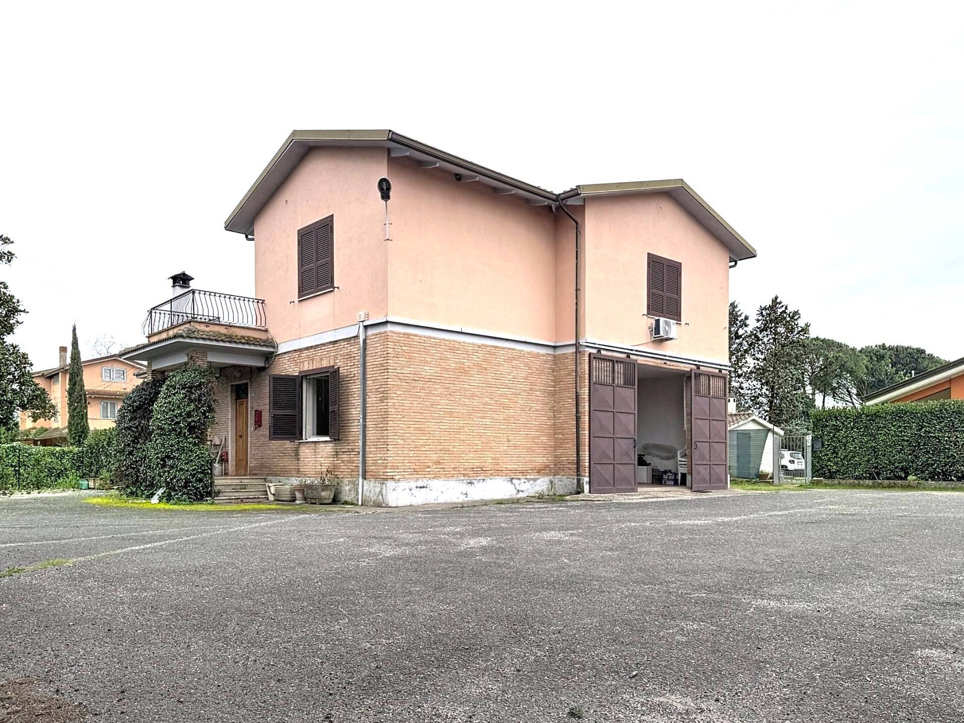 Appartamento indipendente in vendita a Montelibretti