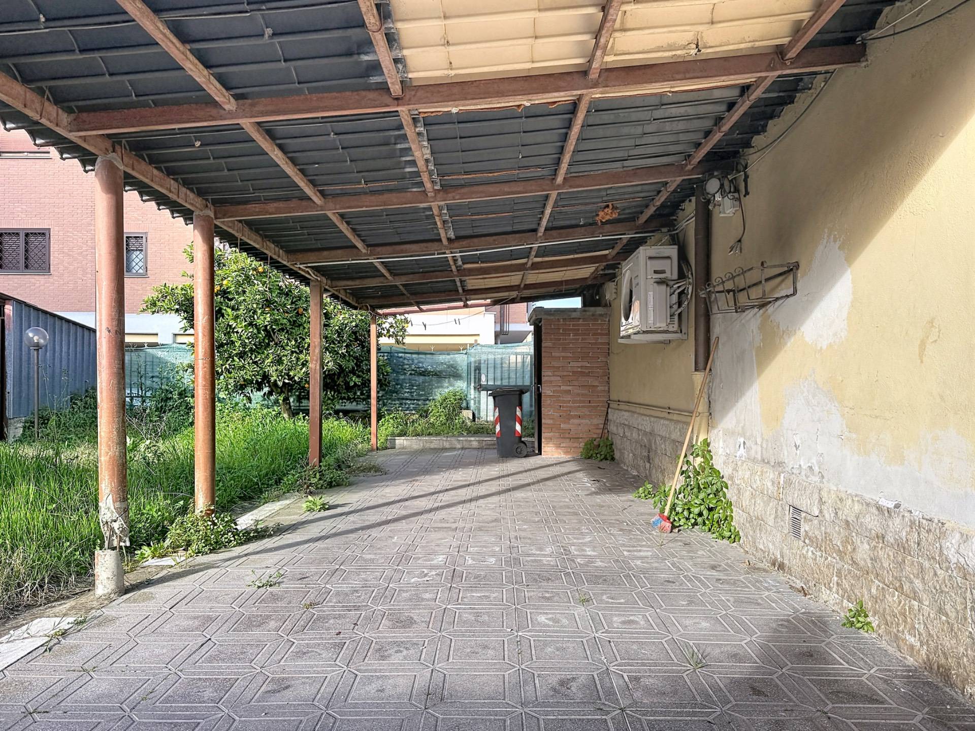 Villa bifamiliare in vendita a Monterotondo, Monterotondo Scalo