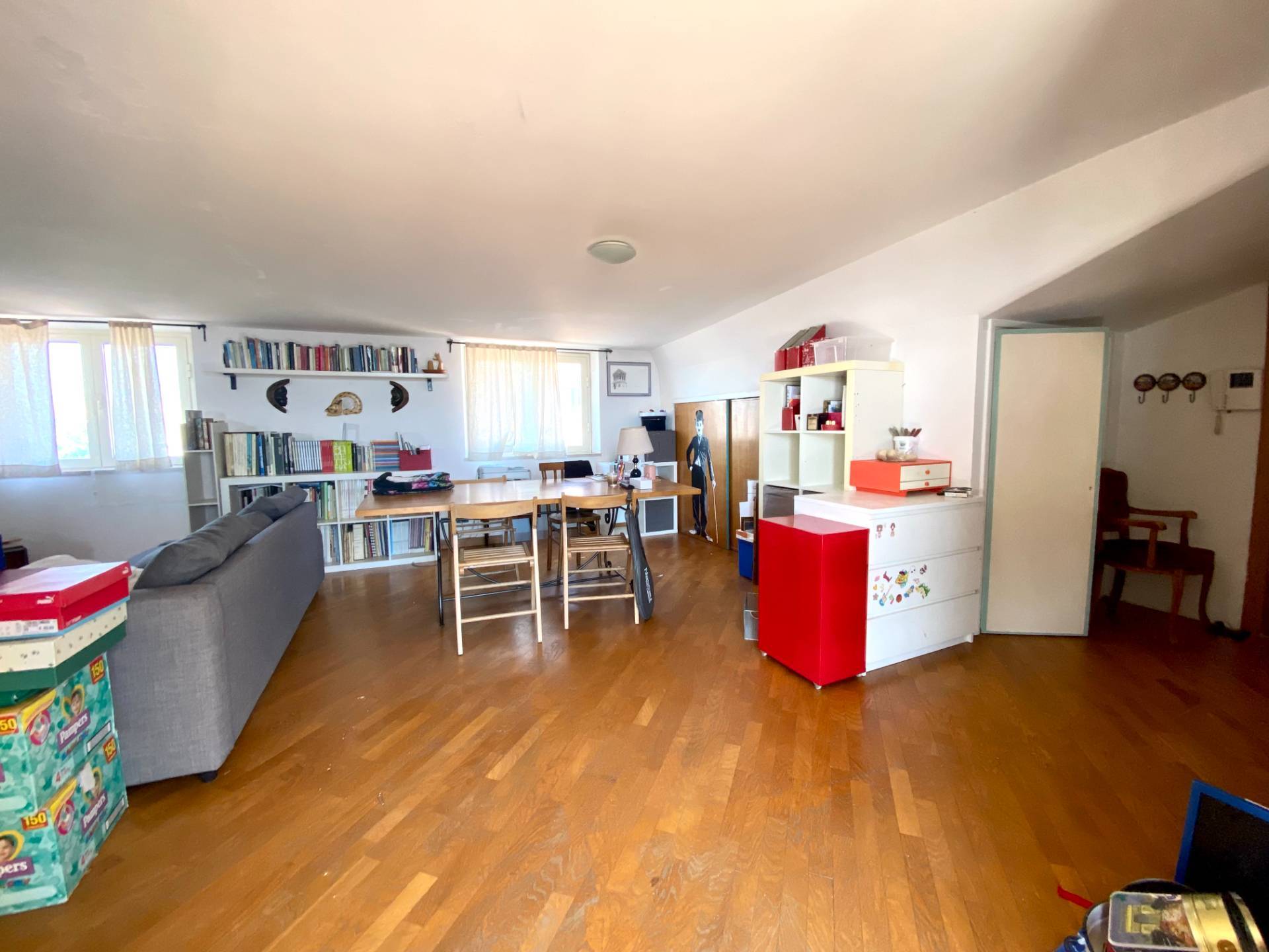 Mansarda in vendita a Monterotondo, Monterotondo Paese