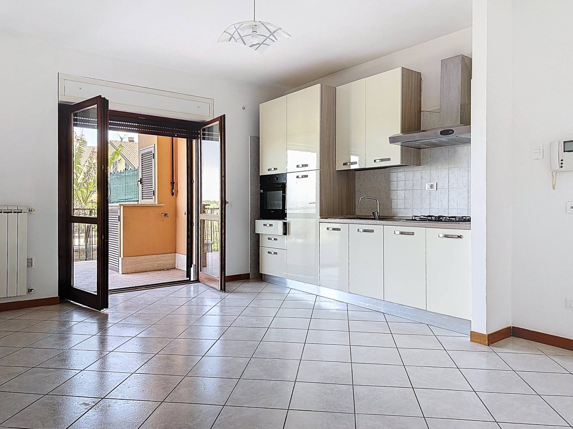 Appartamento in vendita a Monterotondo, Monterotondo Paese