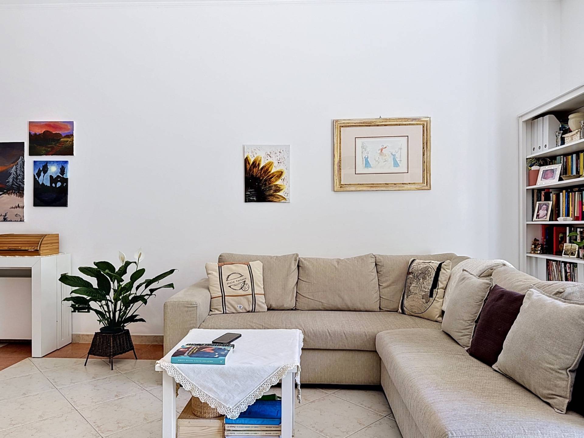 3 locali in vendita a Monterotondo, Monterotondo Paese