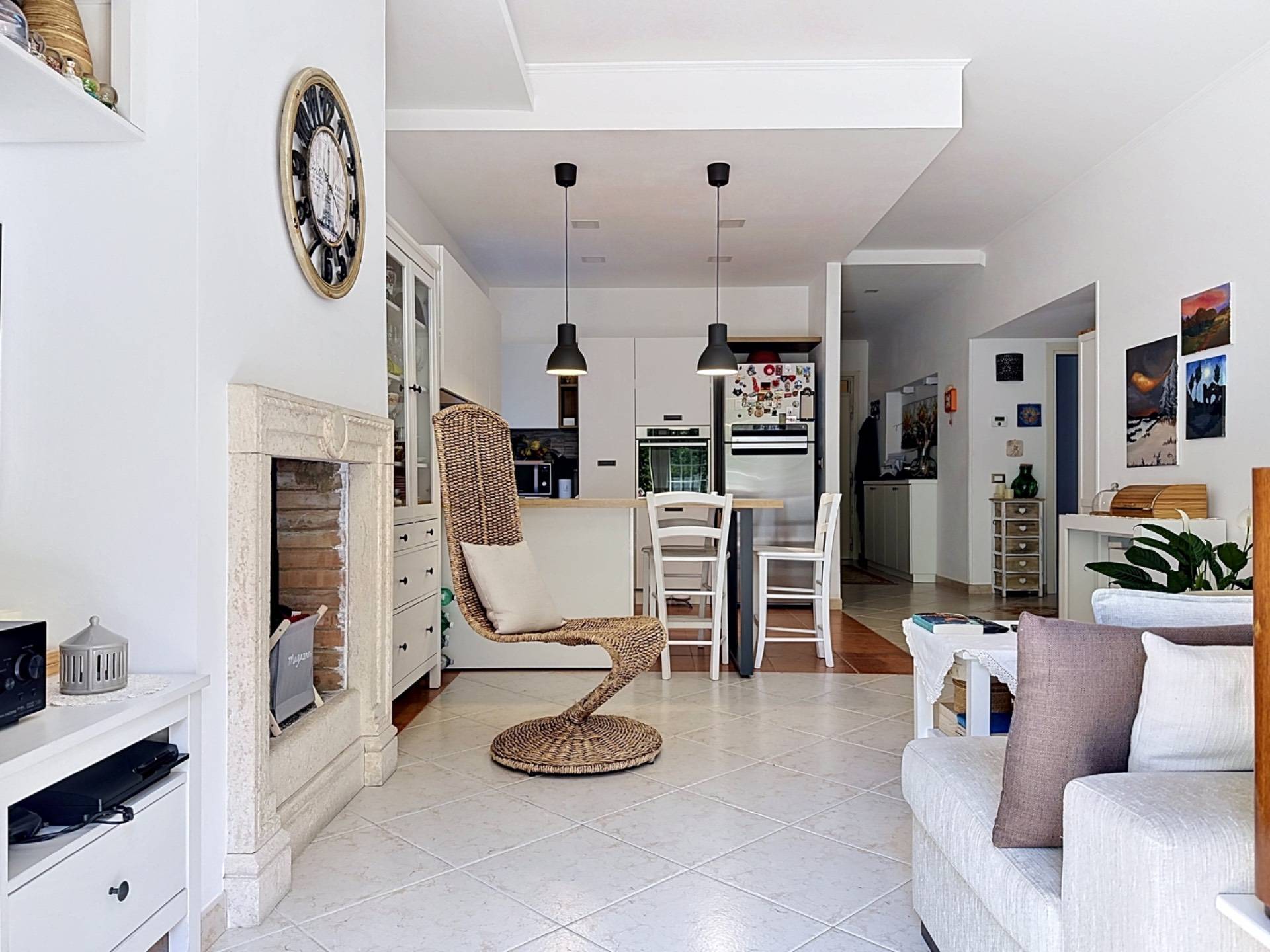 3 locali in vendita a Monterotondo, Monterotondo Paese