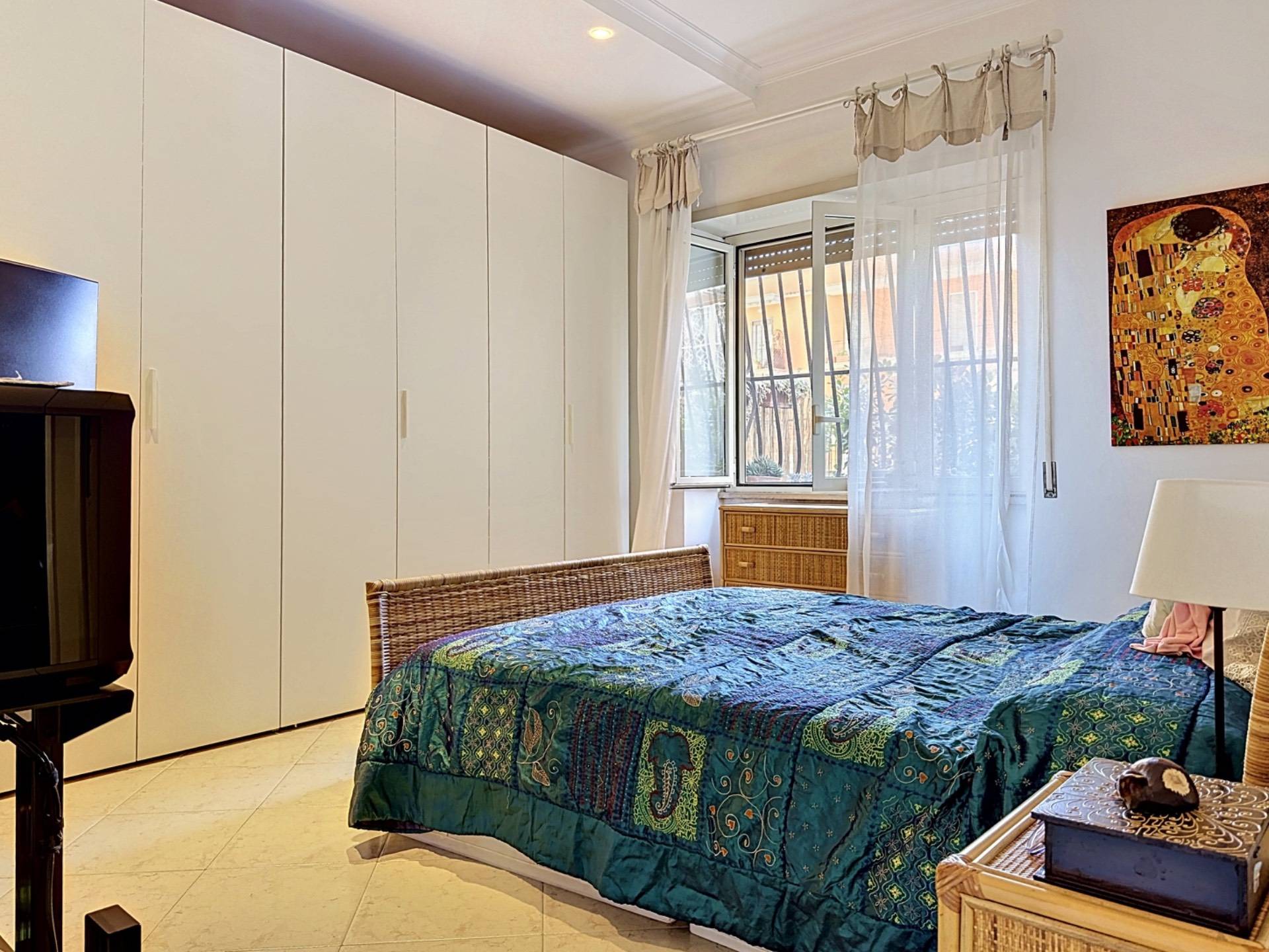 3 locali in vendita a Monterotondo, Monterotondo Paese