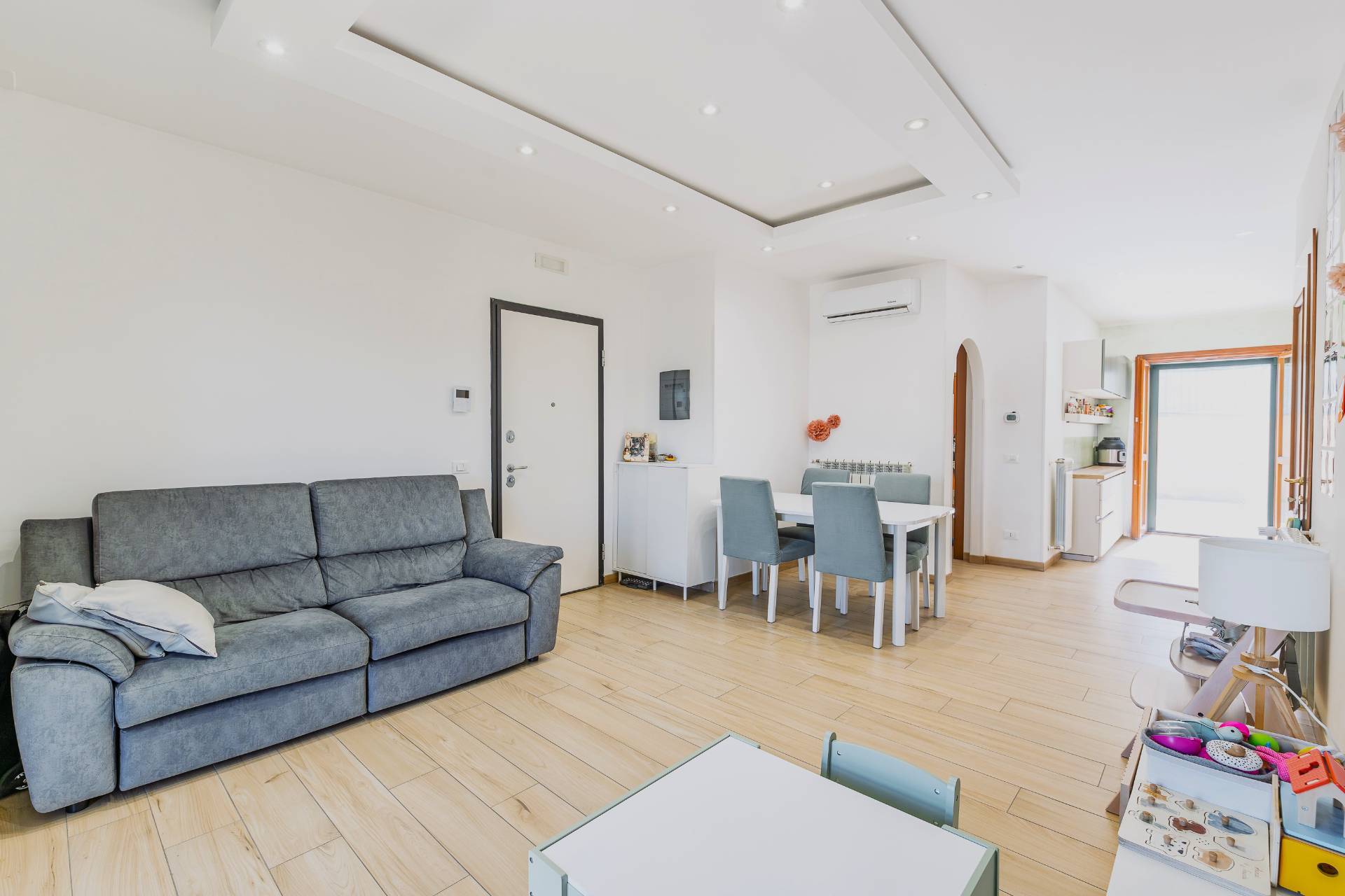 Villa bifamiliare in vendita a Mentana