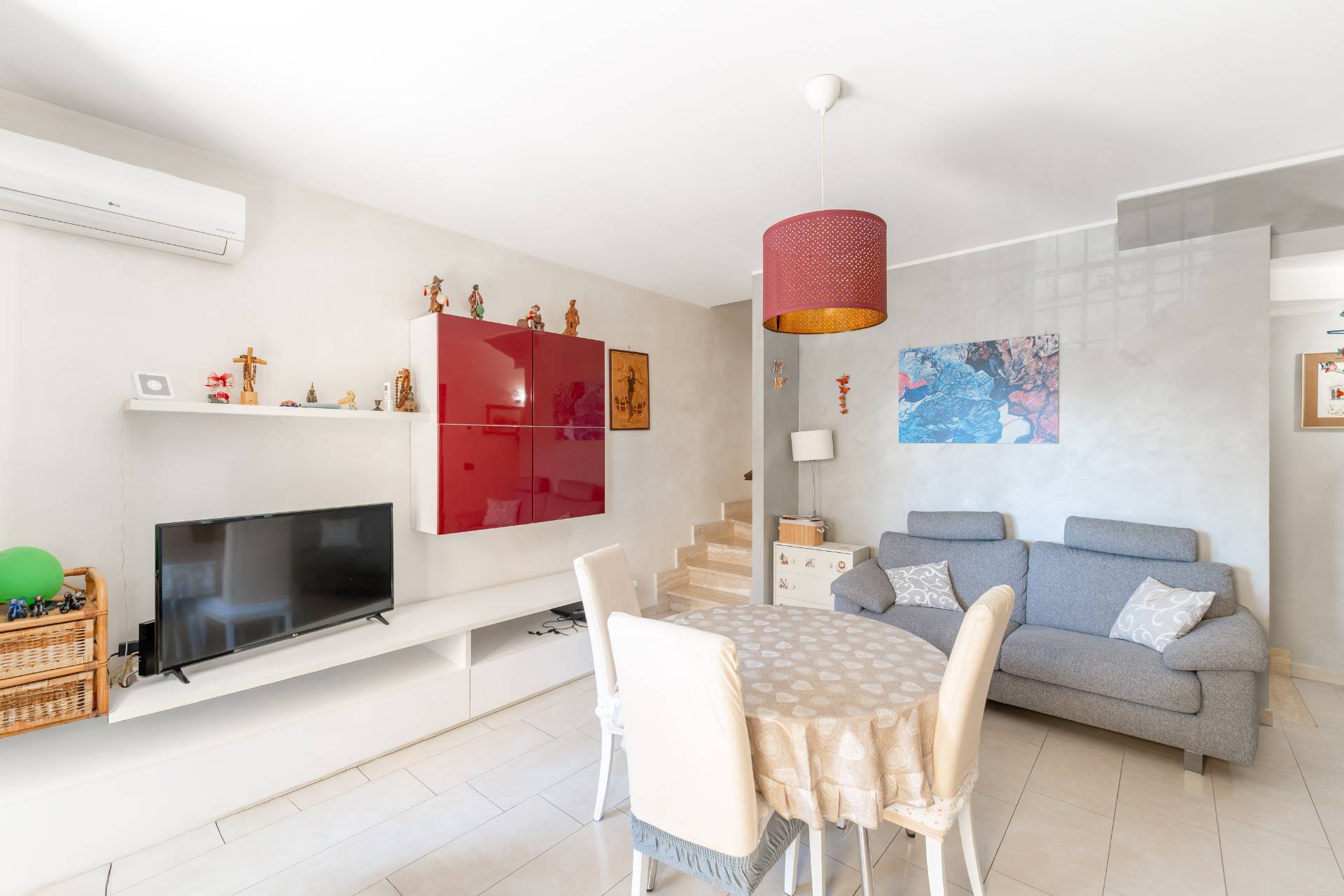 Villa trifamiliare in vendita a Monterotondo, Monterotondo Paese
