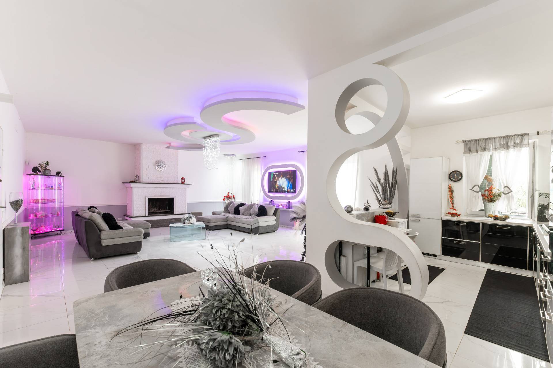 Villa in vendita a Guidonia Montecelio, Pichini