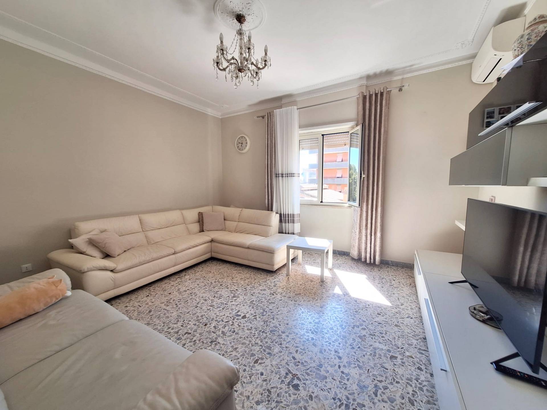 3 locali in vendita a Monterotondo, Monterotondo Paese