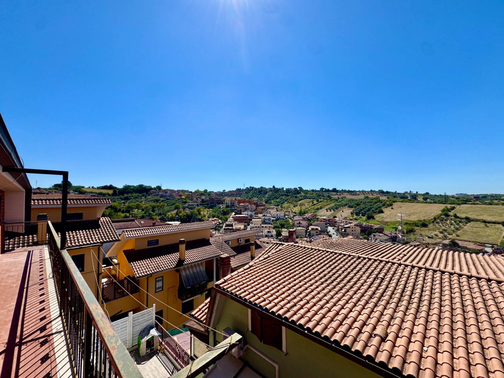Appartamento in vendita a Monterotondo, Monterotondo Scalo