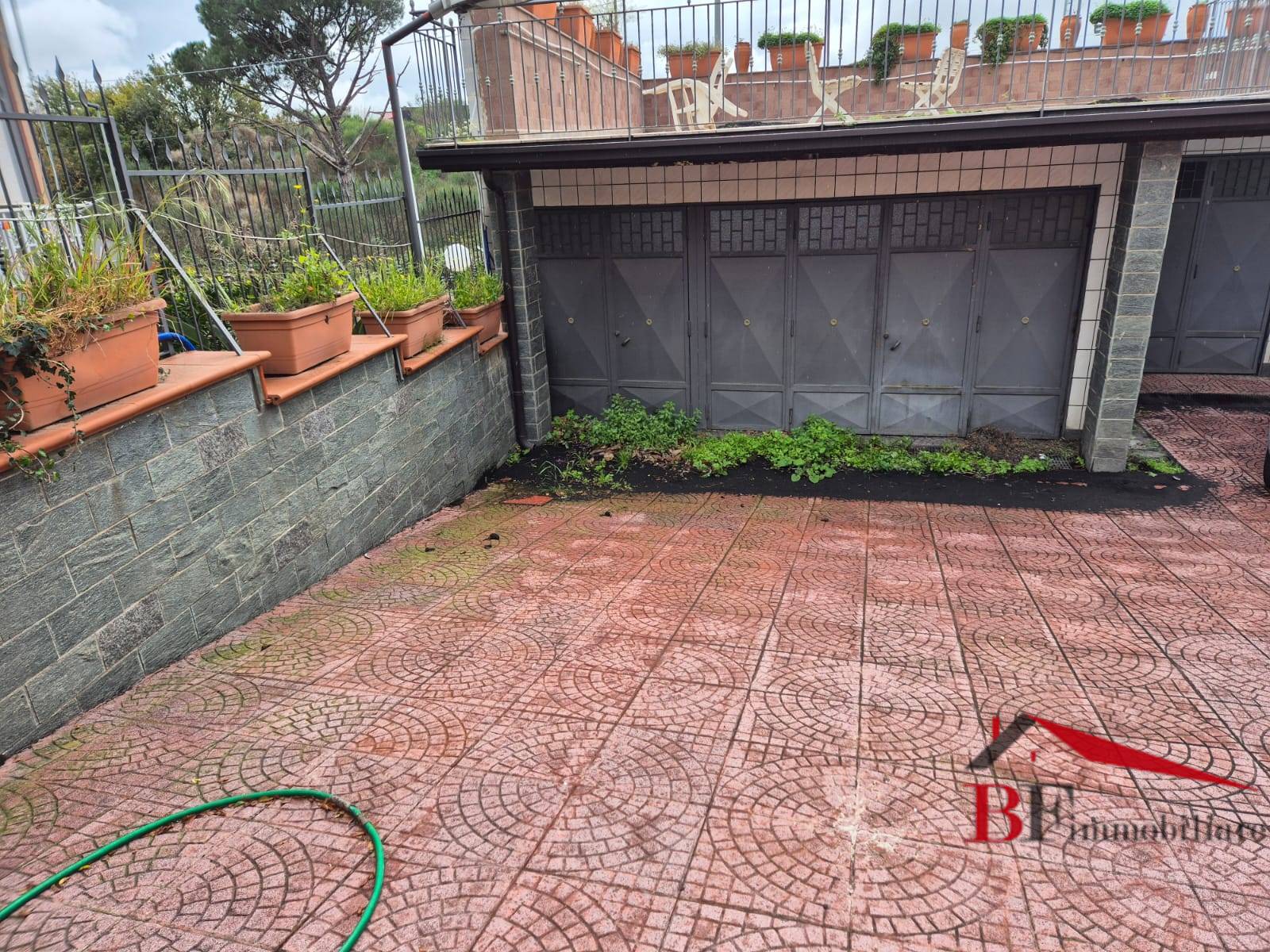 Box o garage in vendita a Mascalucia