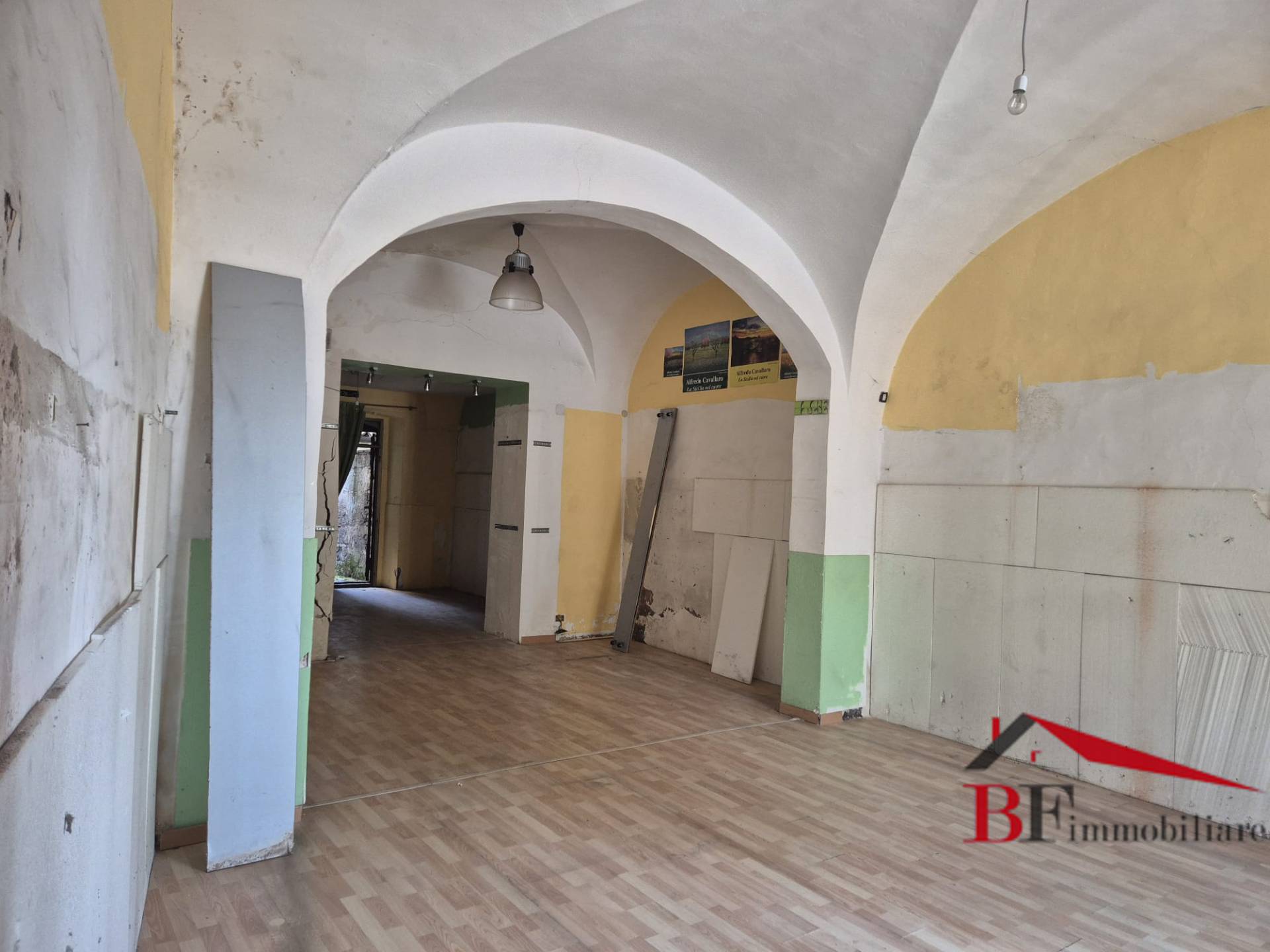 Attivit commerciale in vendita a San Giovanni la Punta