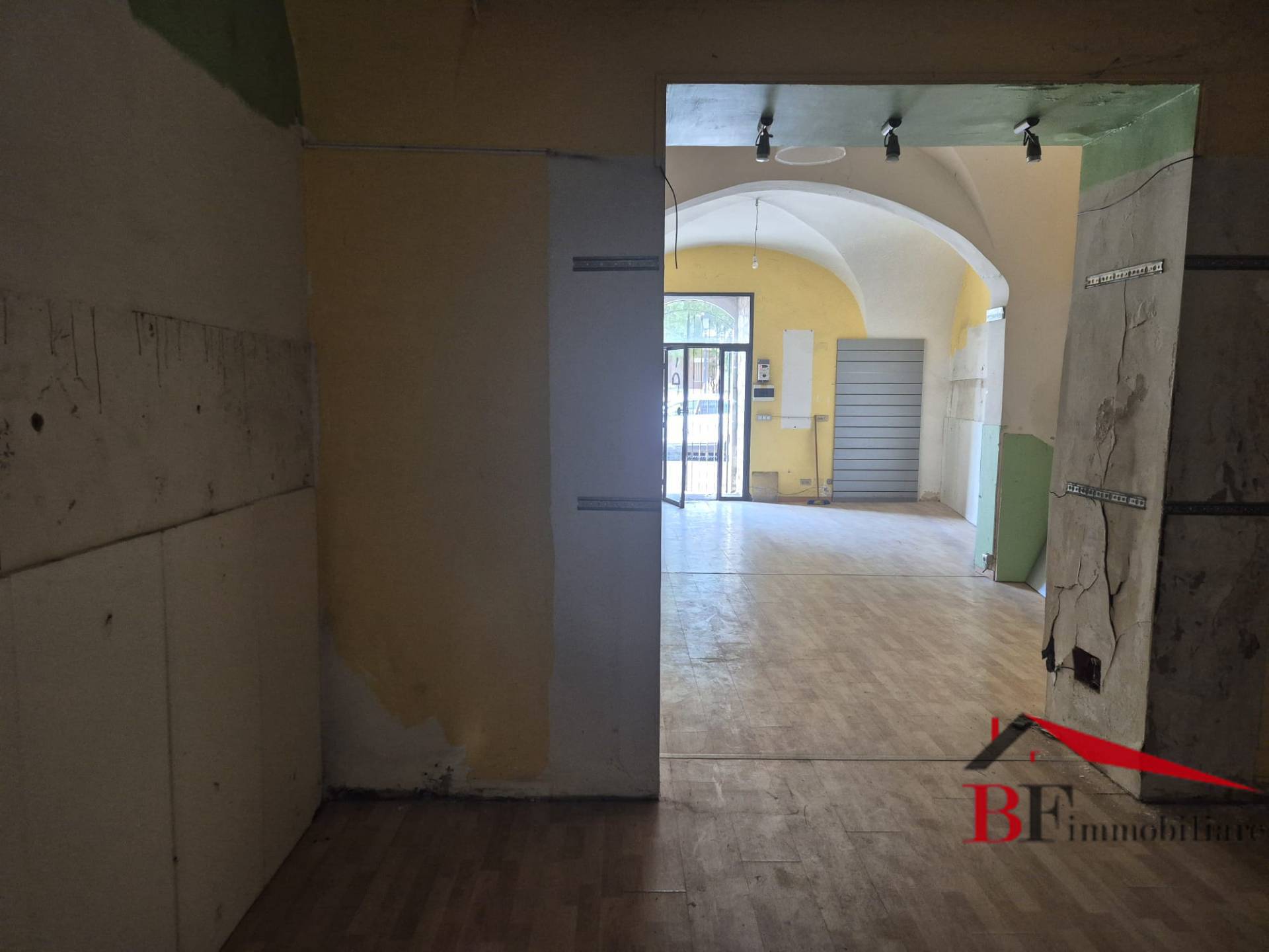 Attivit commerciale in vendita a San Giovanni la Punta