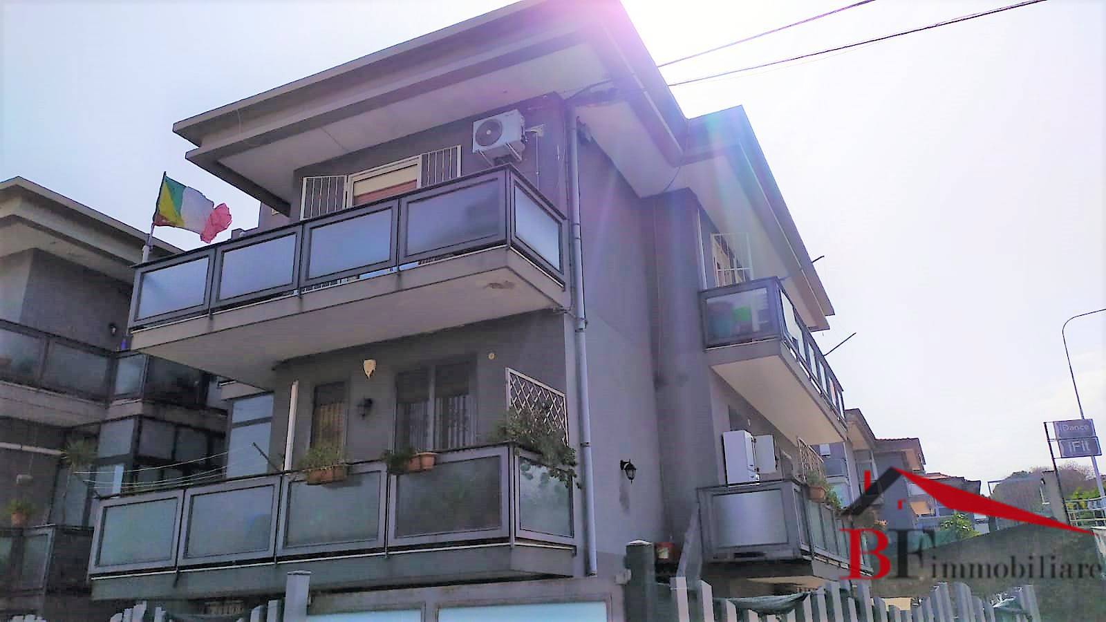 Appartamento in vendita a Catania, Viale M. Rapisardi - Lavaggi