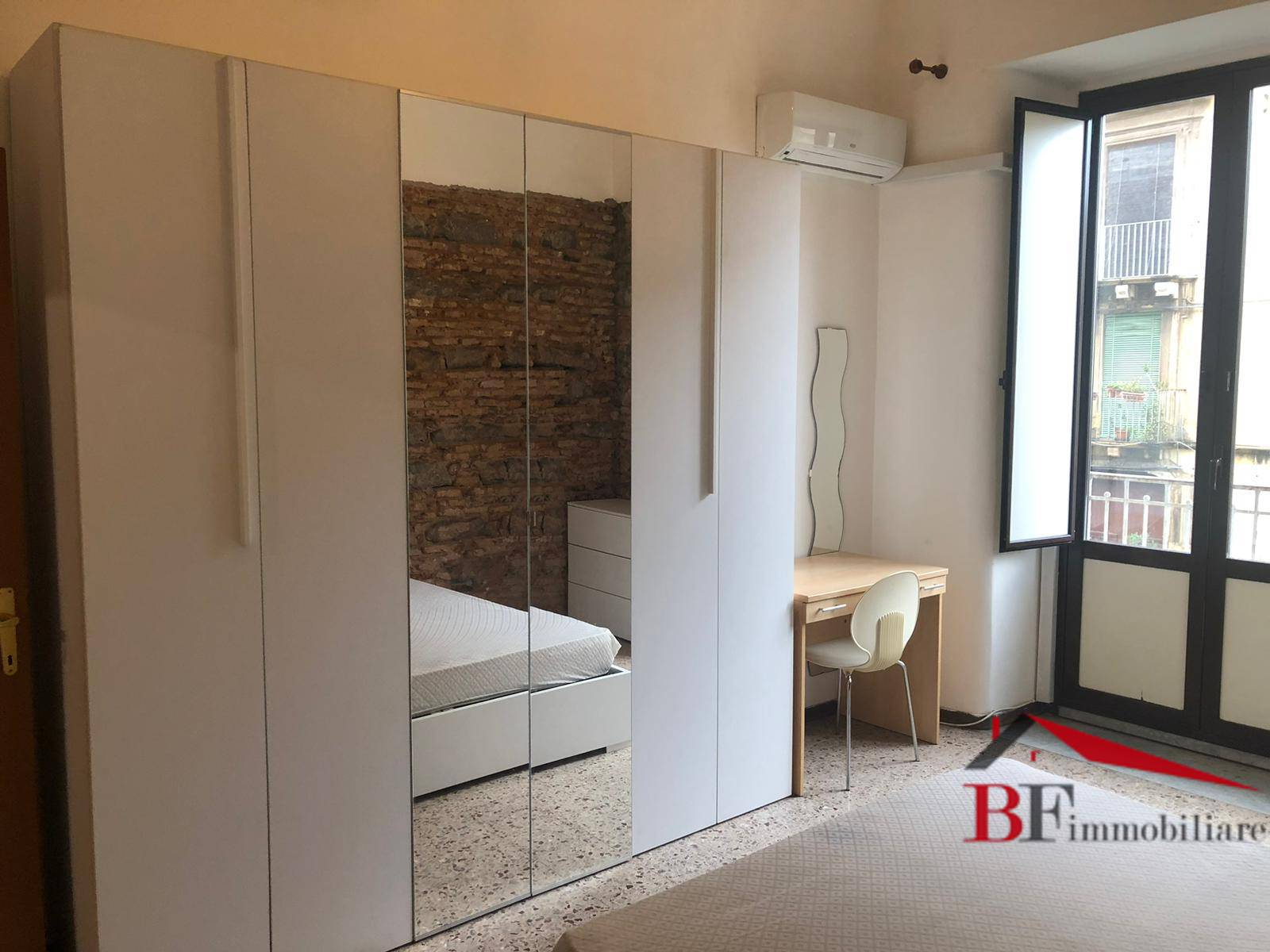 Appartamento in vendita a Catania, Zona centro