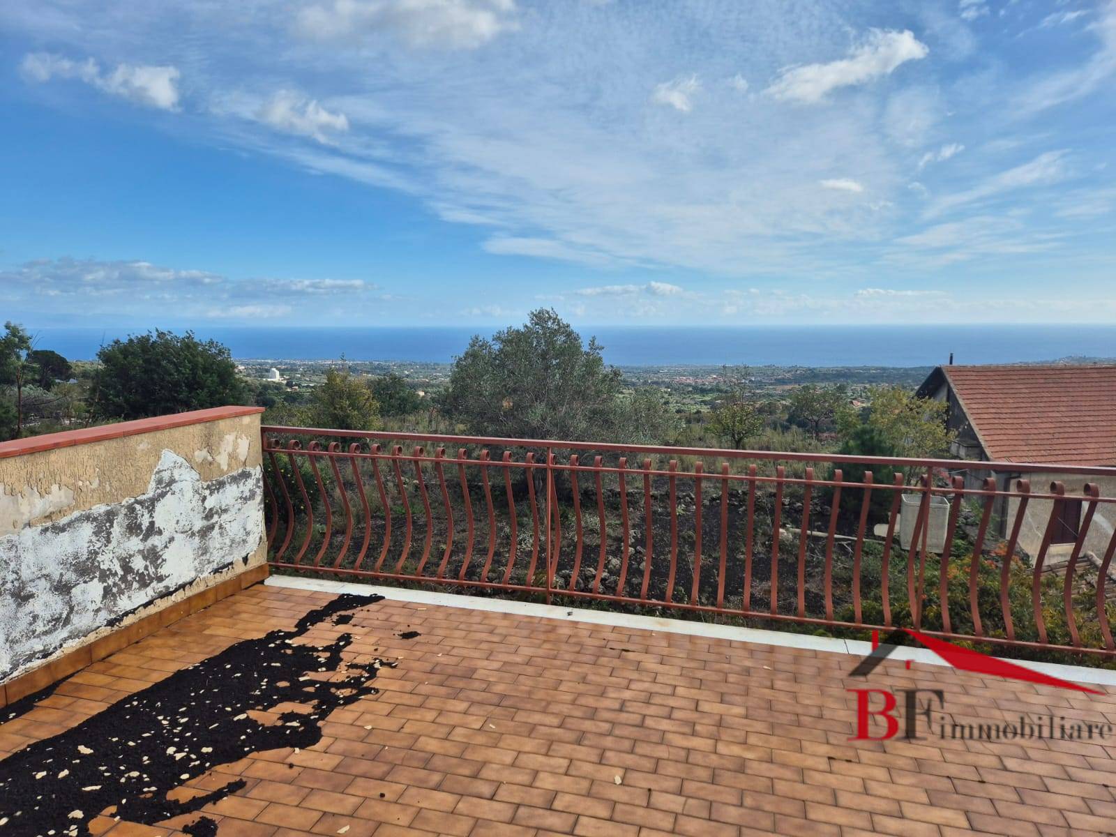 Casa singola in vendita a Zafferana Etnea