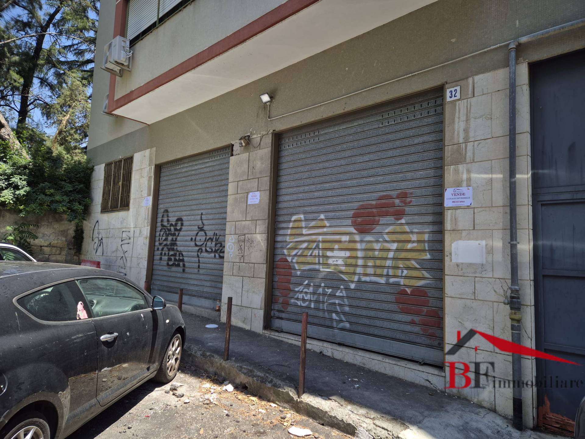 Locale commerciale in vendita a Catania, Via Etnea - via Umberto