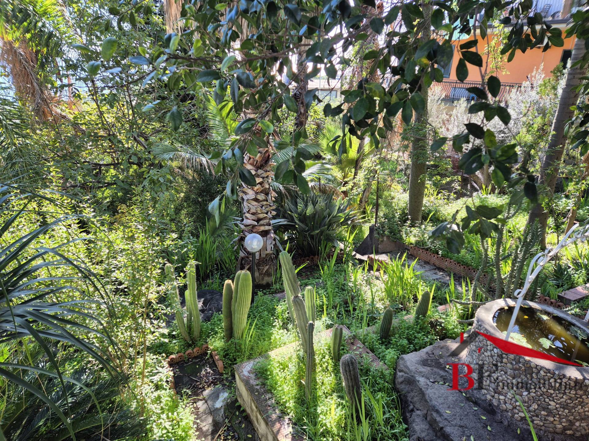 Terreno edificabile in vendita a Aci Castello