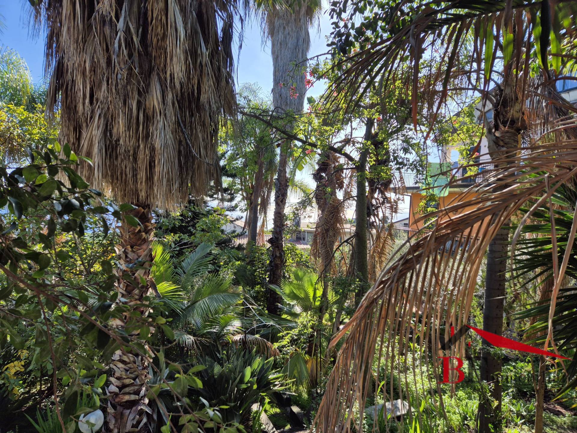 Terreno edificabile in vendita a Aci Castello