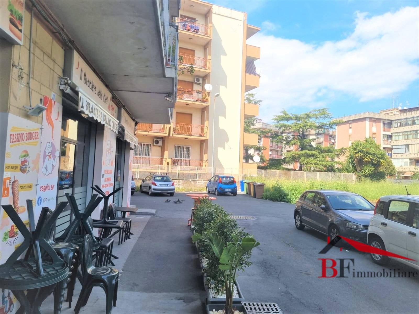 Locale commerciale in affitto a Catania