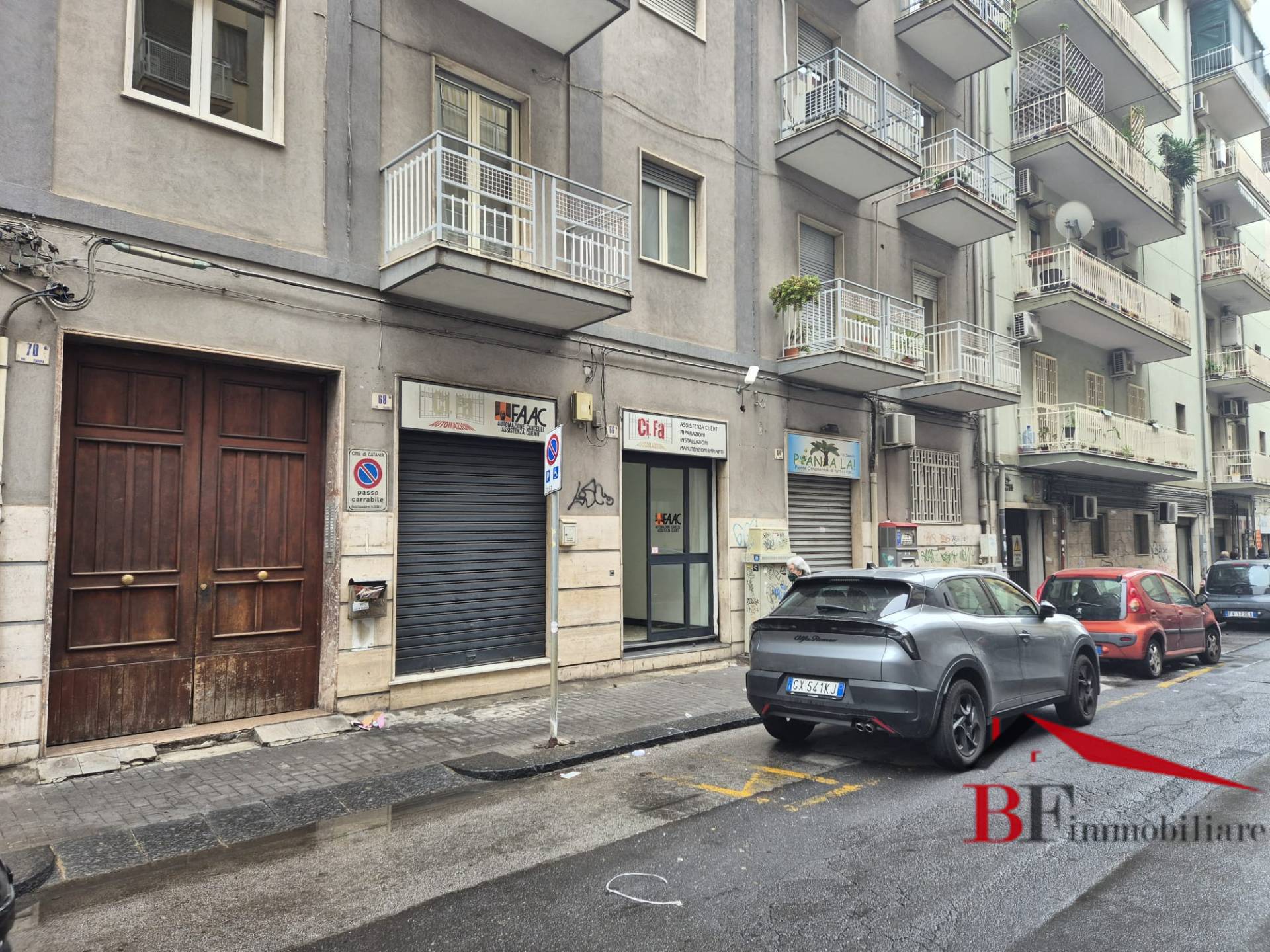 Locale commerciale in affitto a Catania, C.so Italia - via Leopardi