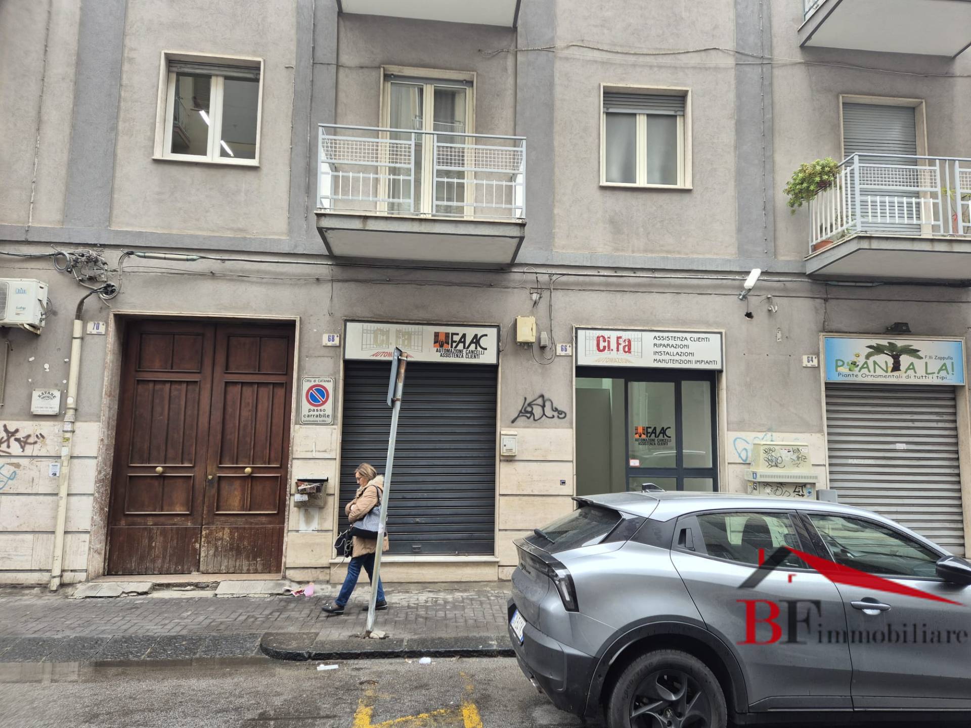 Locale commerciale in affitto a Catania, C.so Italia - via Leopardi