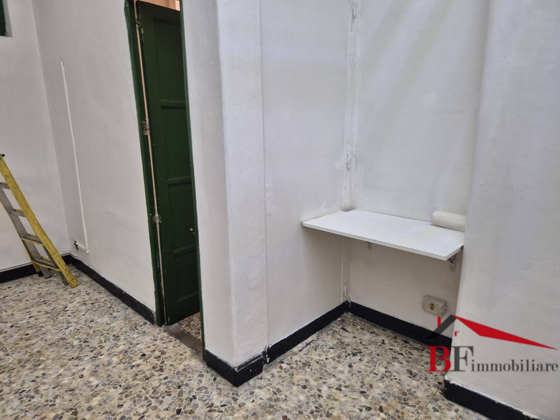 Locale commerciale in affitto a Catania, C.so Italia - via Leopardi