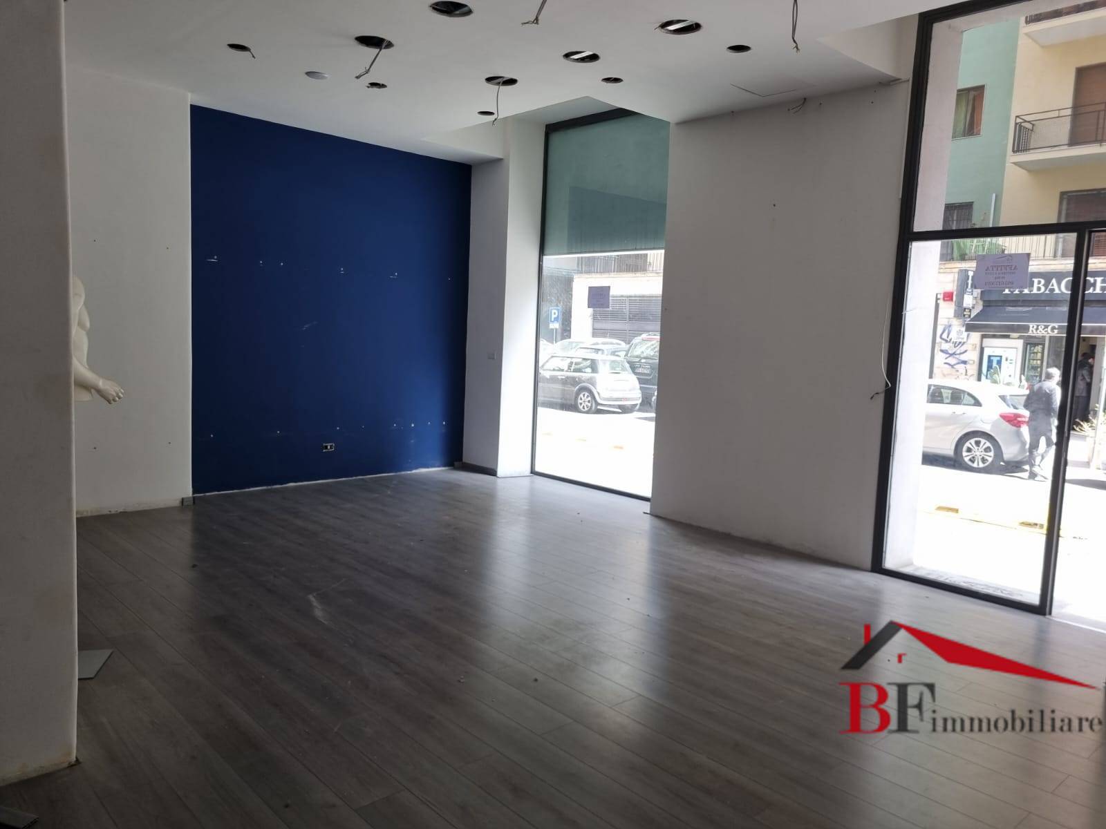 Attivit commerciale in vendita a Catania, C.so Italia - via Leopardi