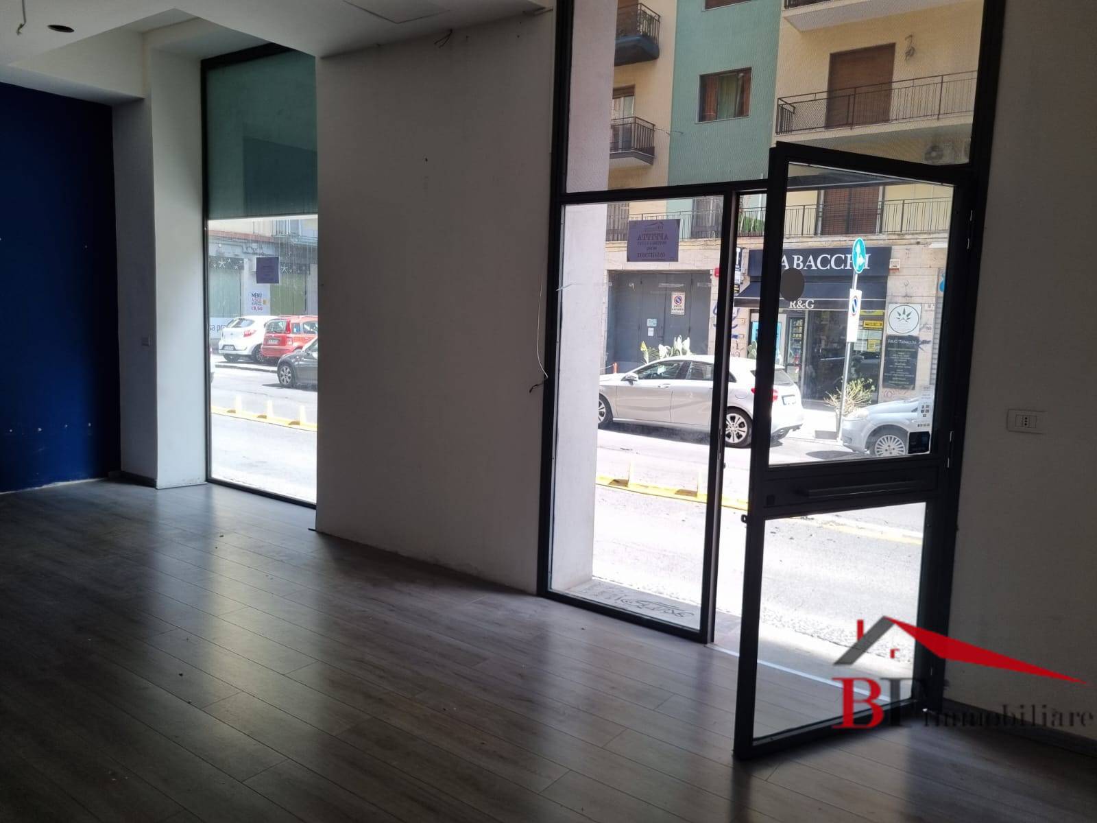 Attivit commerciale in vendita a Catania, C.so Italia - via Leopardi