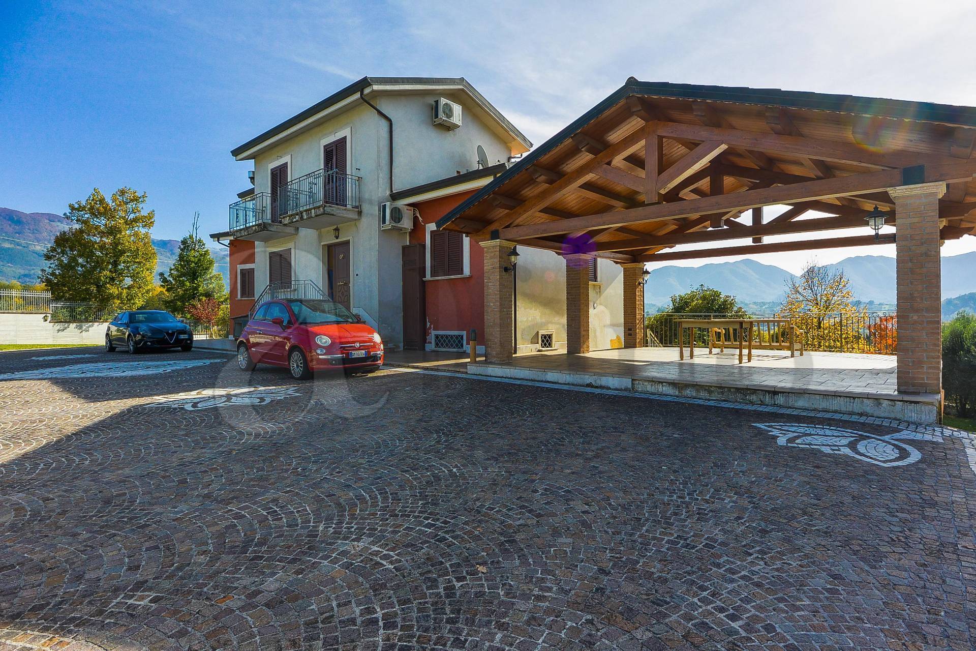 Villa in vendita a Gallinaro