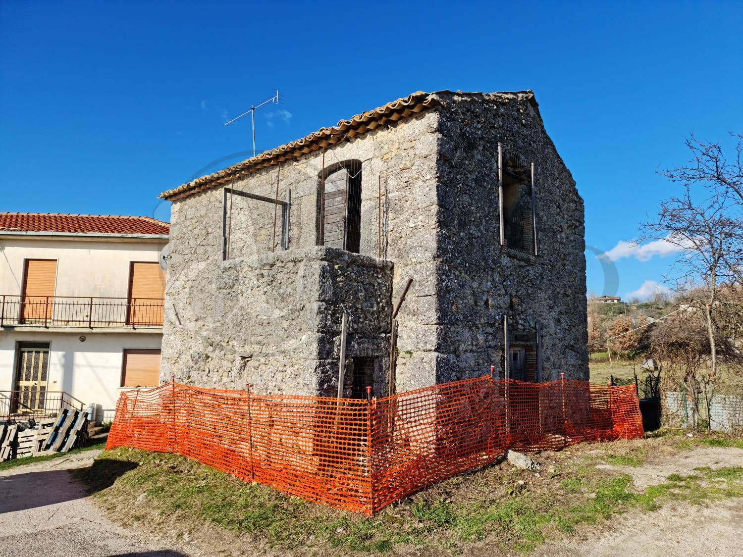 Rustico da ristrutturare a Santopadre