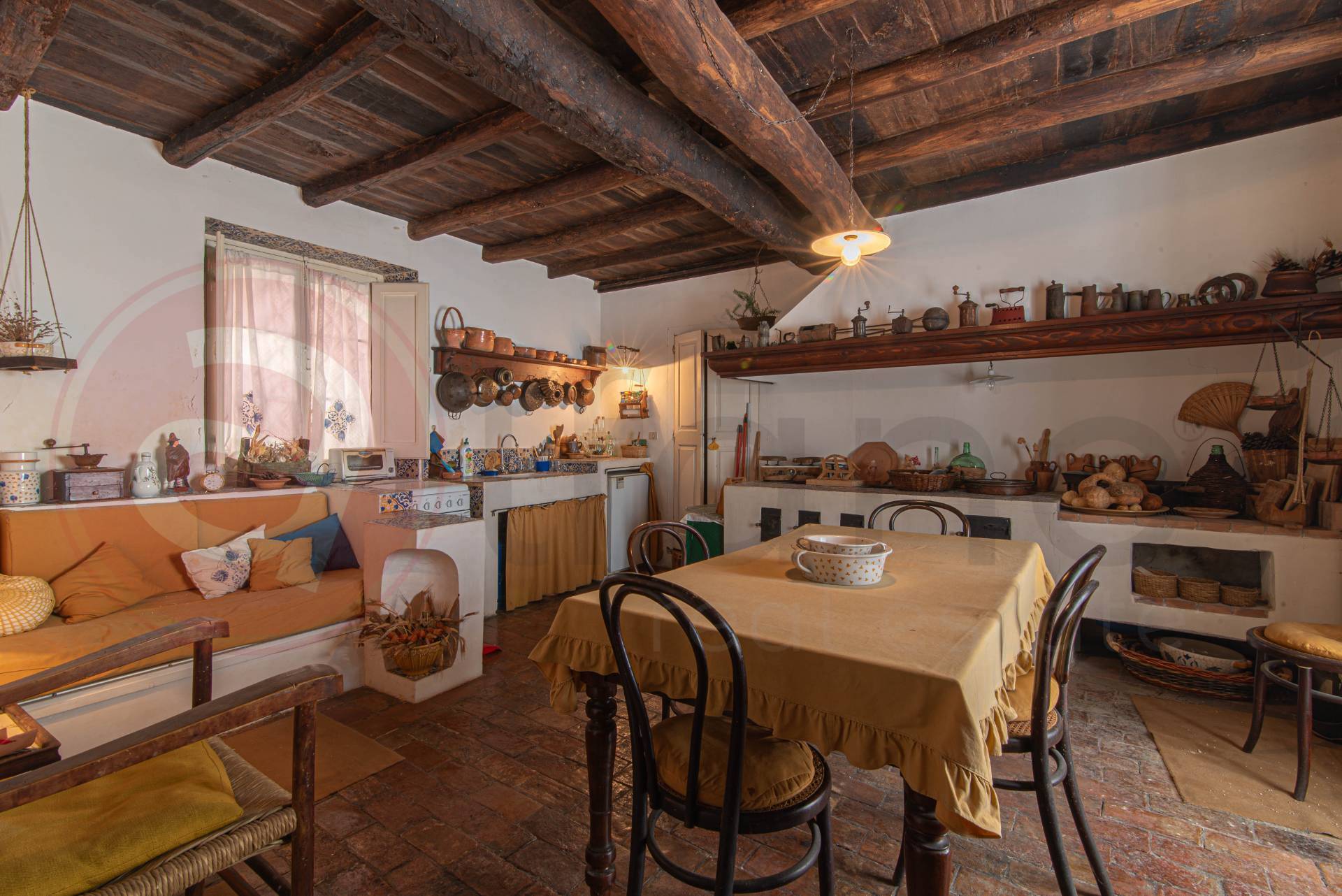 Abitazioni tipiche storiche in vendita a Arpino